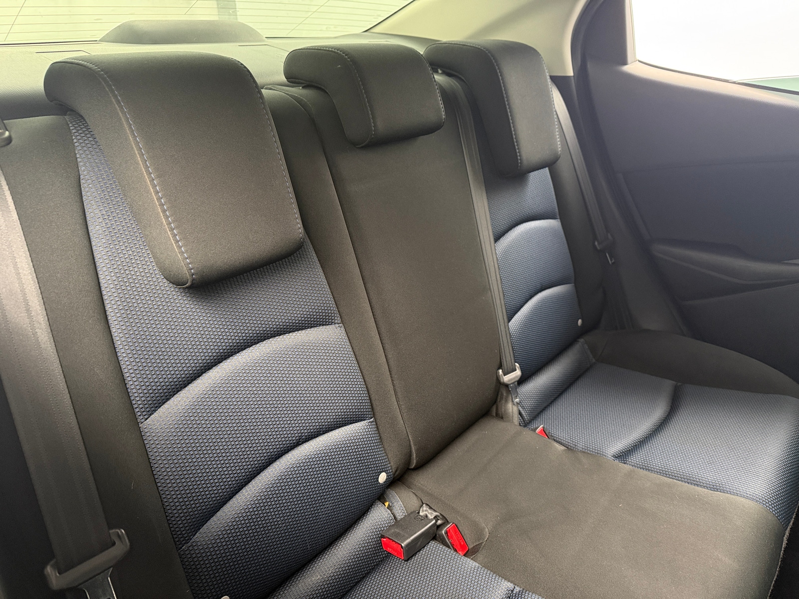 Thumbnail: 2017 Toyota Yaris iA - 6