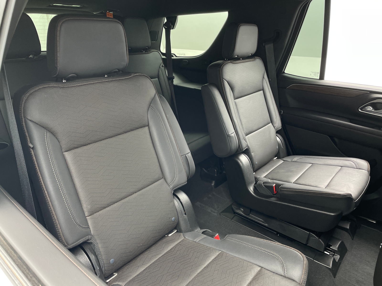 Thumbnail: 2021 Chevrolet Tahoe - 5