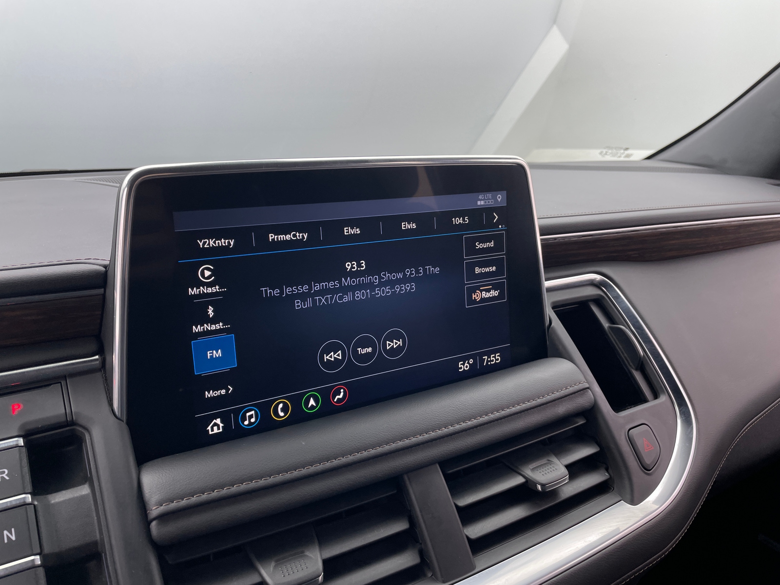 Thumbnail: 2021 Chevrolet Tahoe - 3