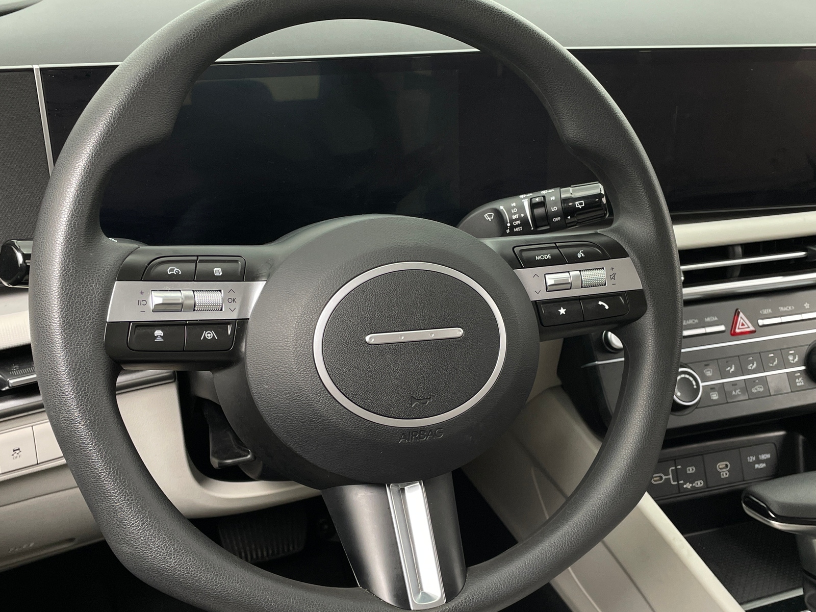 Thumbnail: 2025 Hyundai Tucson - 5