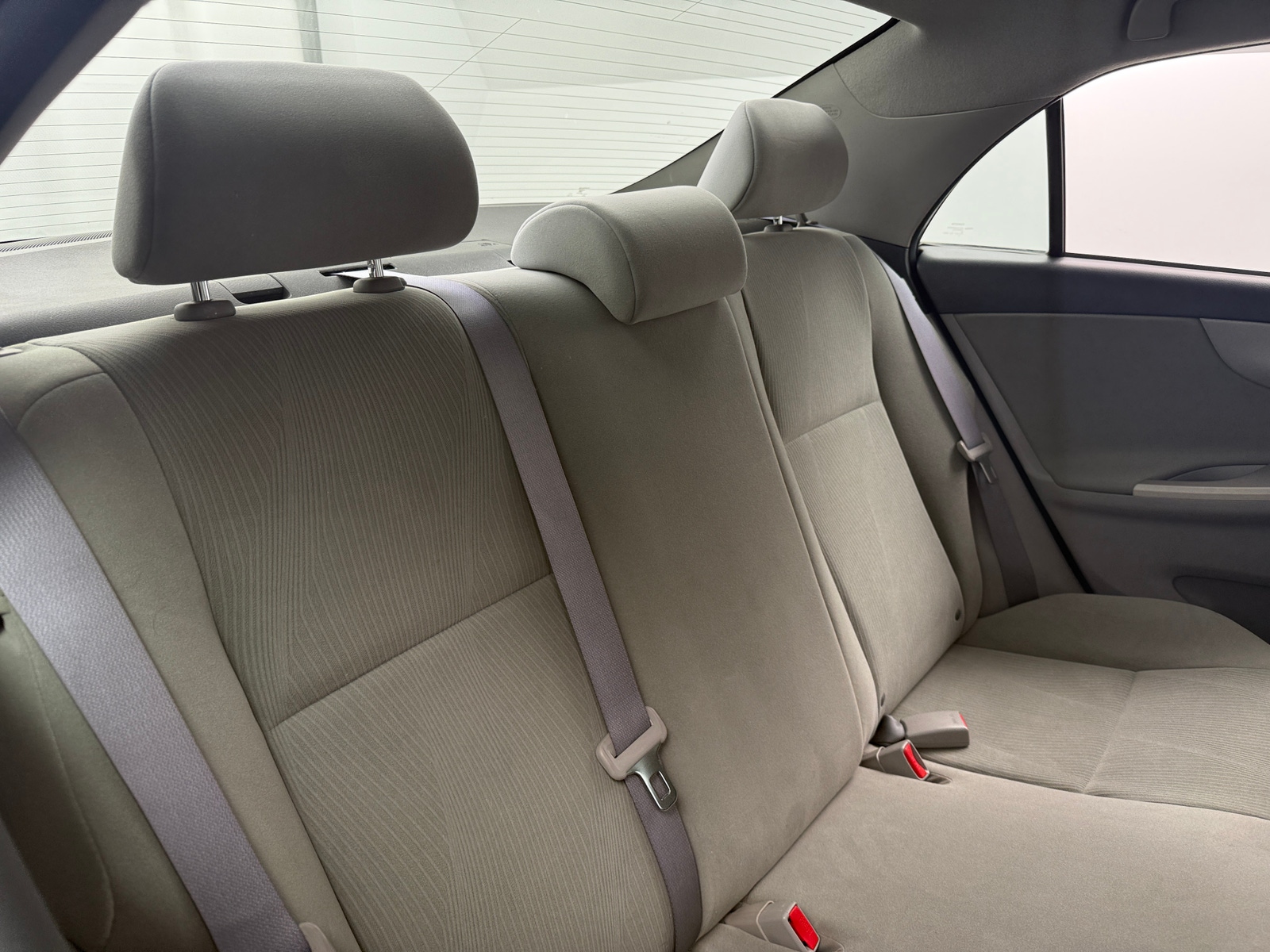 Thumbnail: 2011 Toyota Corolla - 6