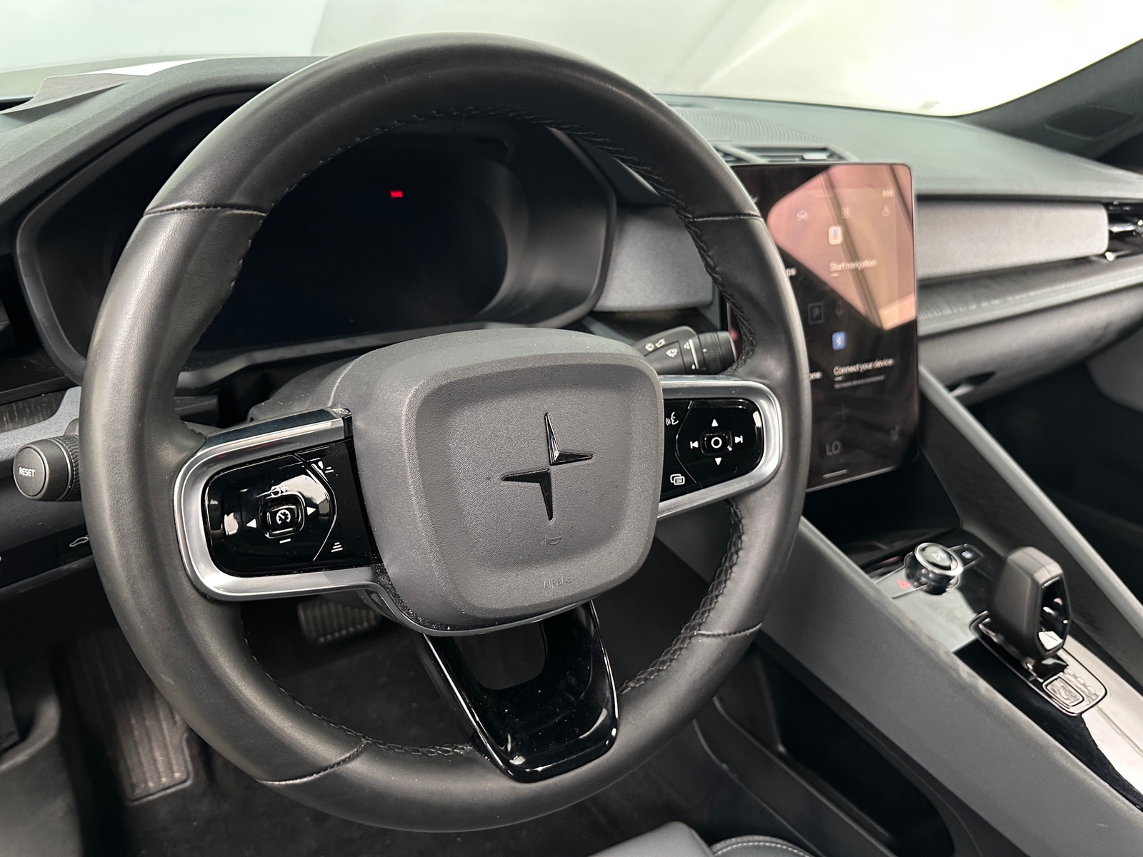 Thumbnail: 2022 Polestar 2 - 5