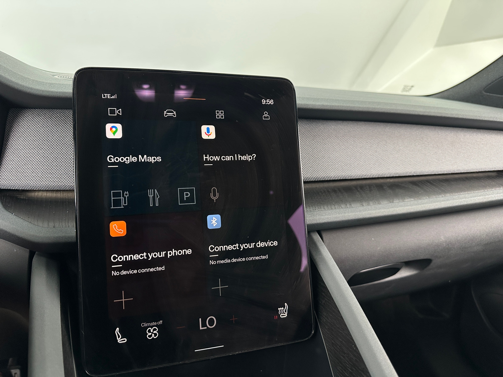 Thumbnail: 2022 Polestar 2 - 4