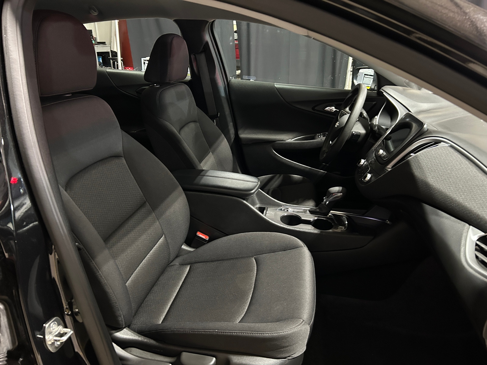 Thumbnail: 2024 Chevrolet Malibu - 2