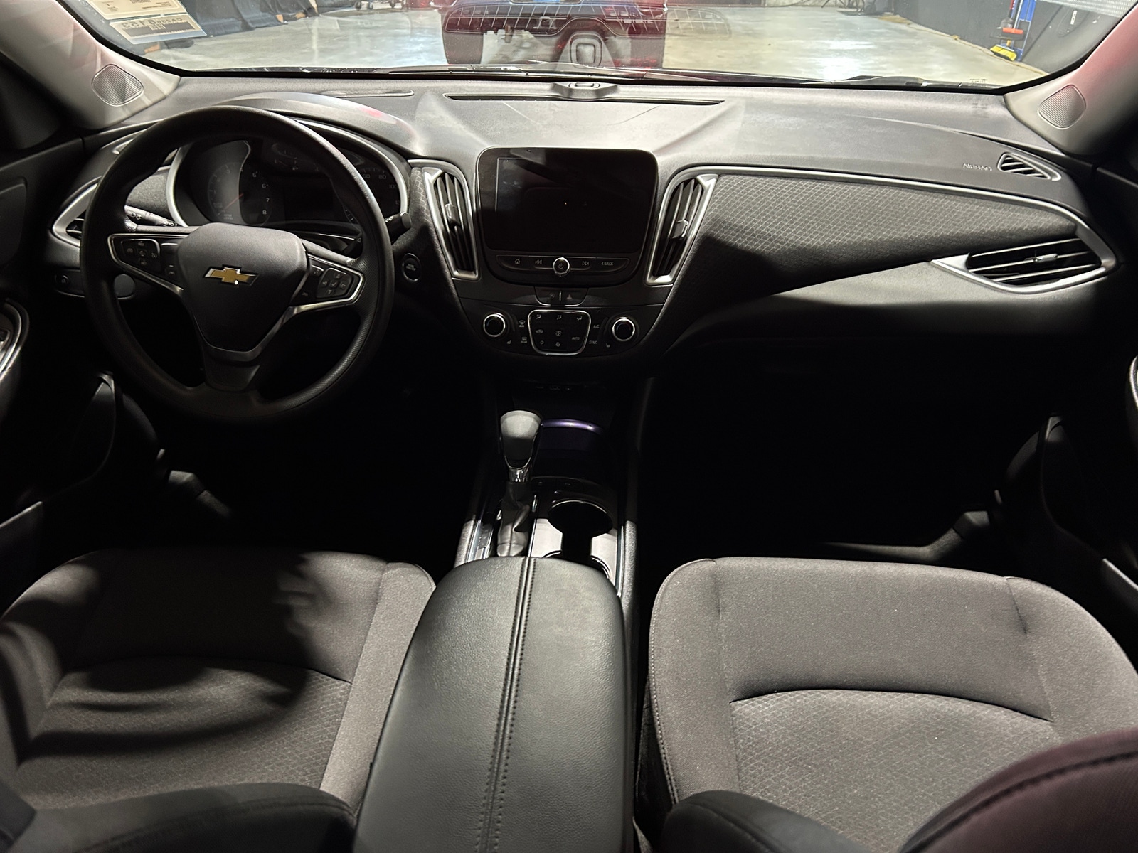 Thumbnail: 2024 Chevrolet Malibu - 3