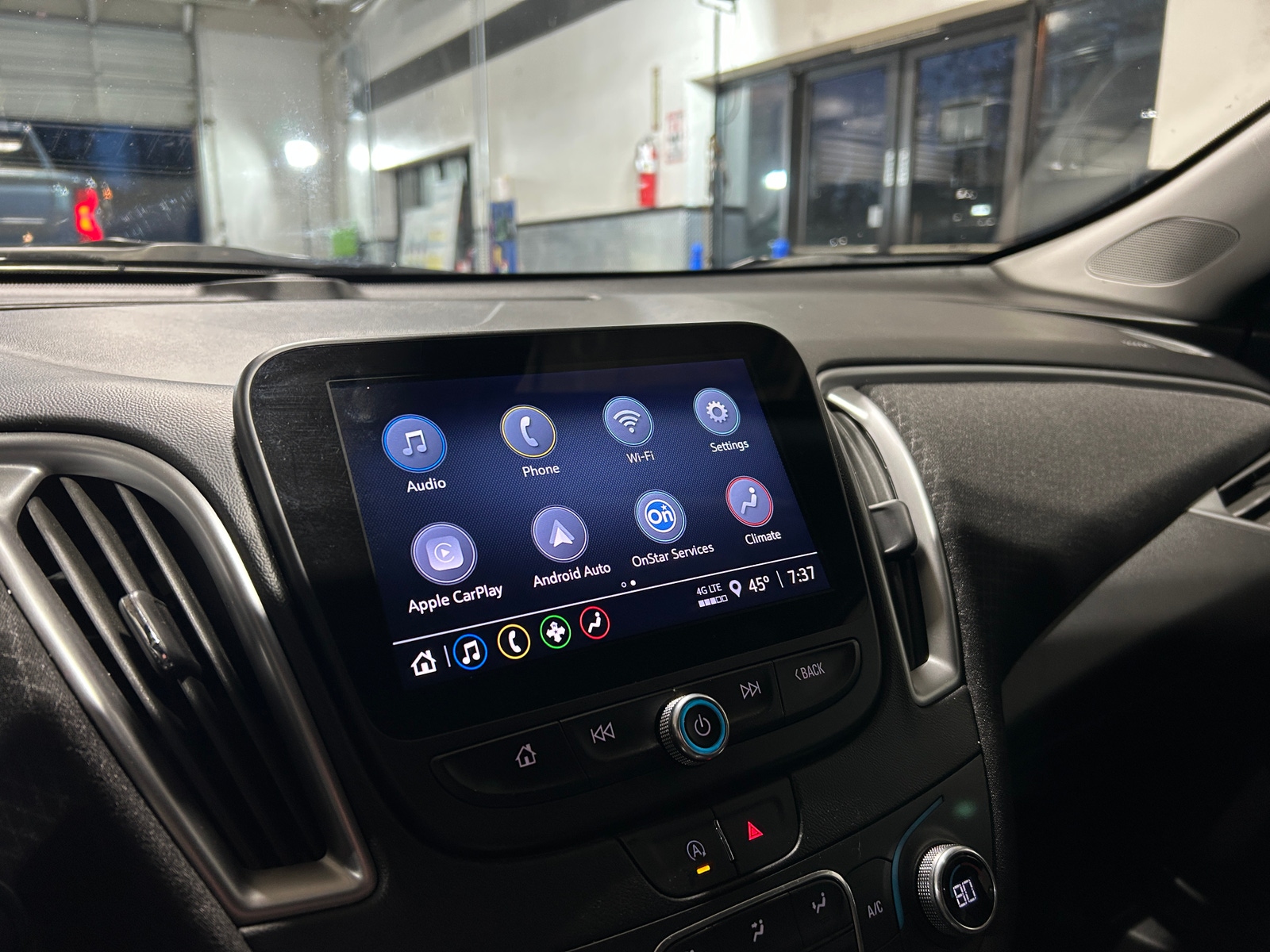 Thumbnail: 2024 Chevrolet Malibu - 4