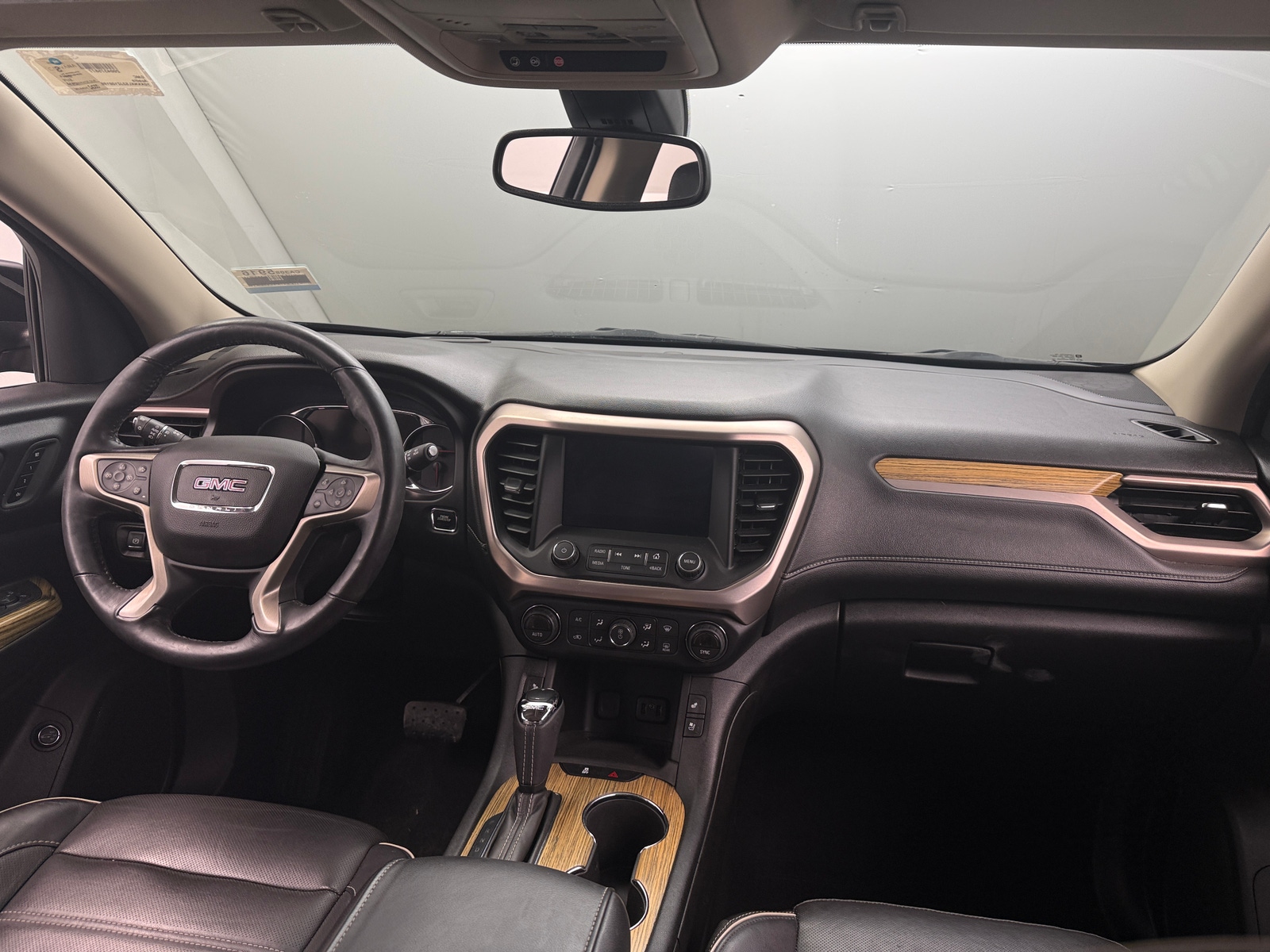 Thumbnail: 2018 GMC Acadia - 2