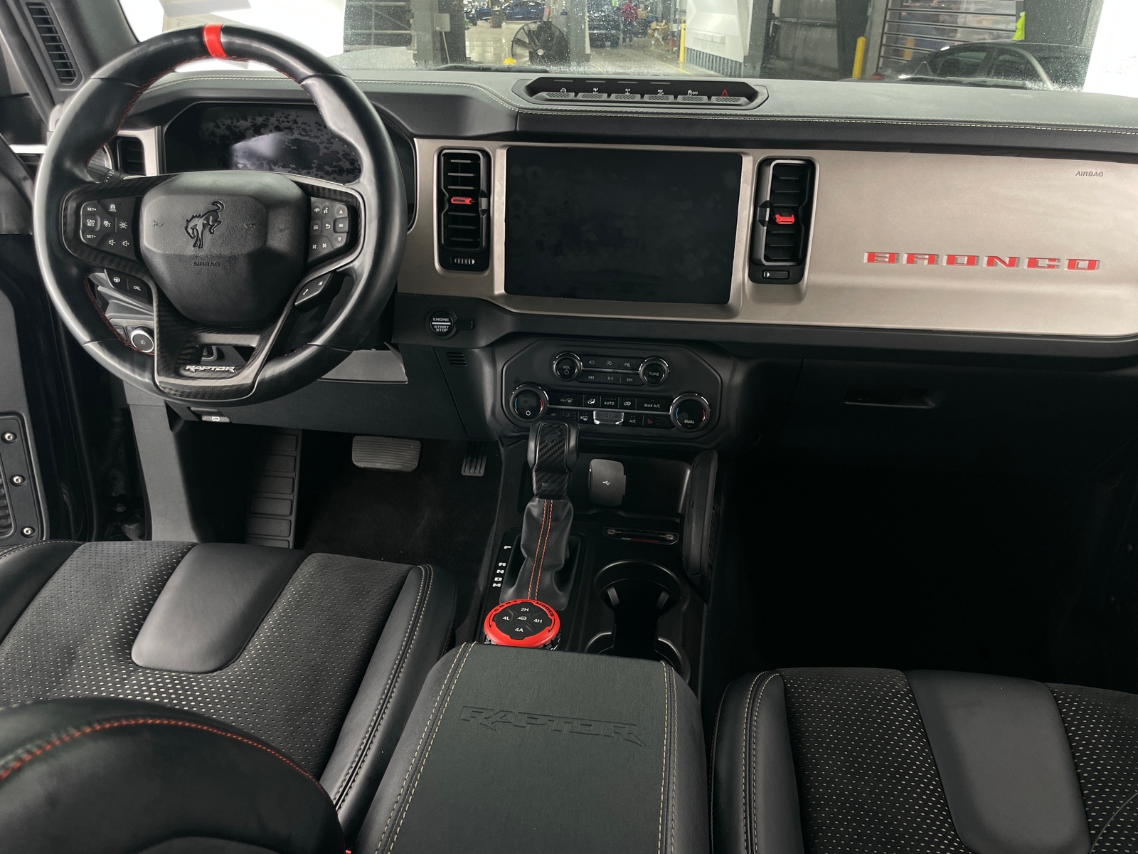 Thumbnail: 2023 Ford Bronco - 3