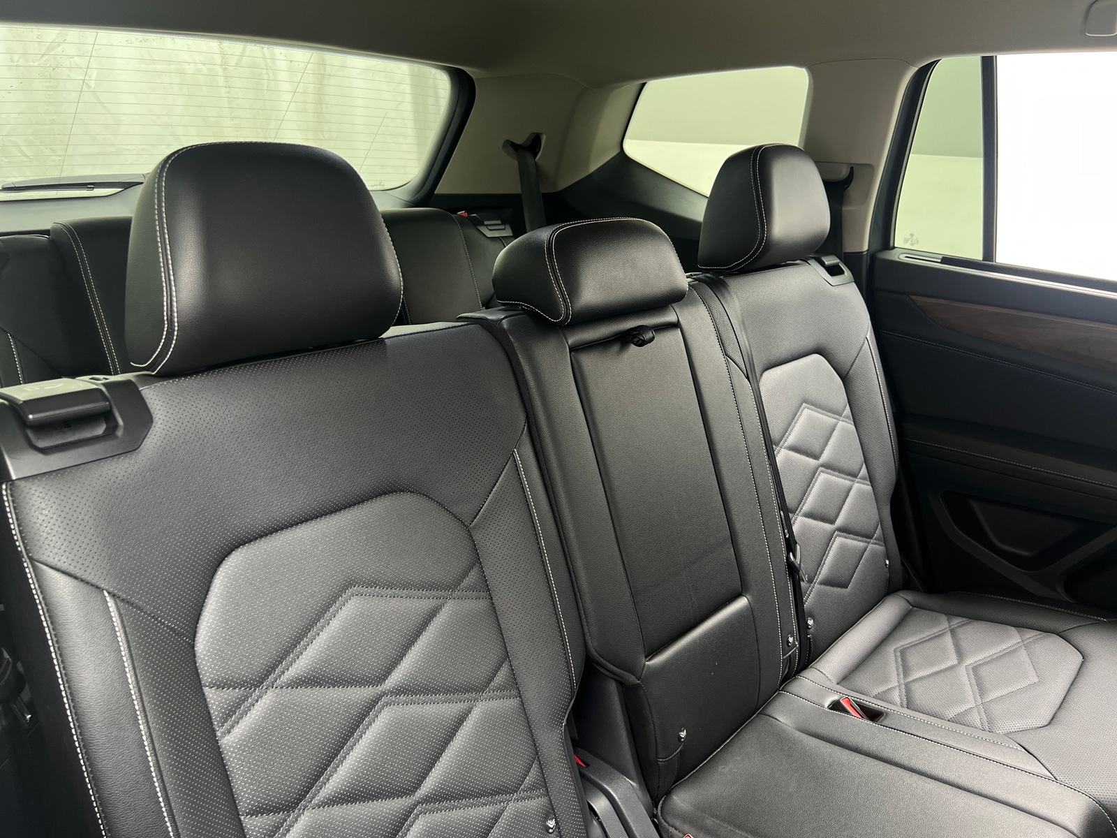 Thumbnail: 2025 Volkswagen Atlas - 5