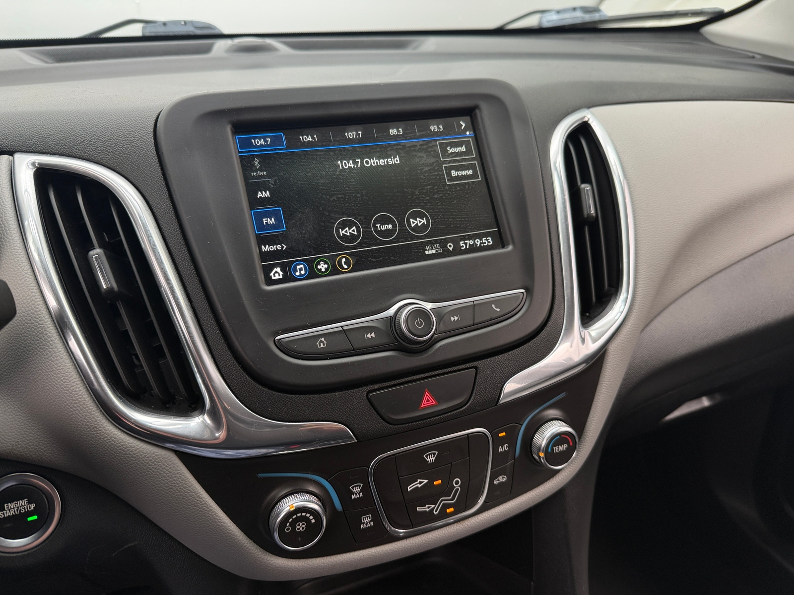 Thumbnail: 2019 Chevrolet Equinox - 4