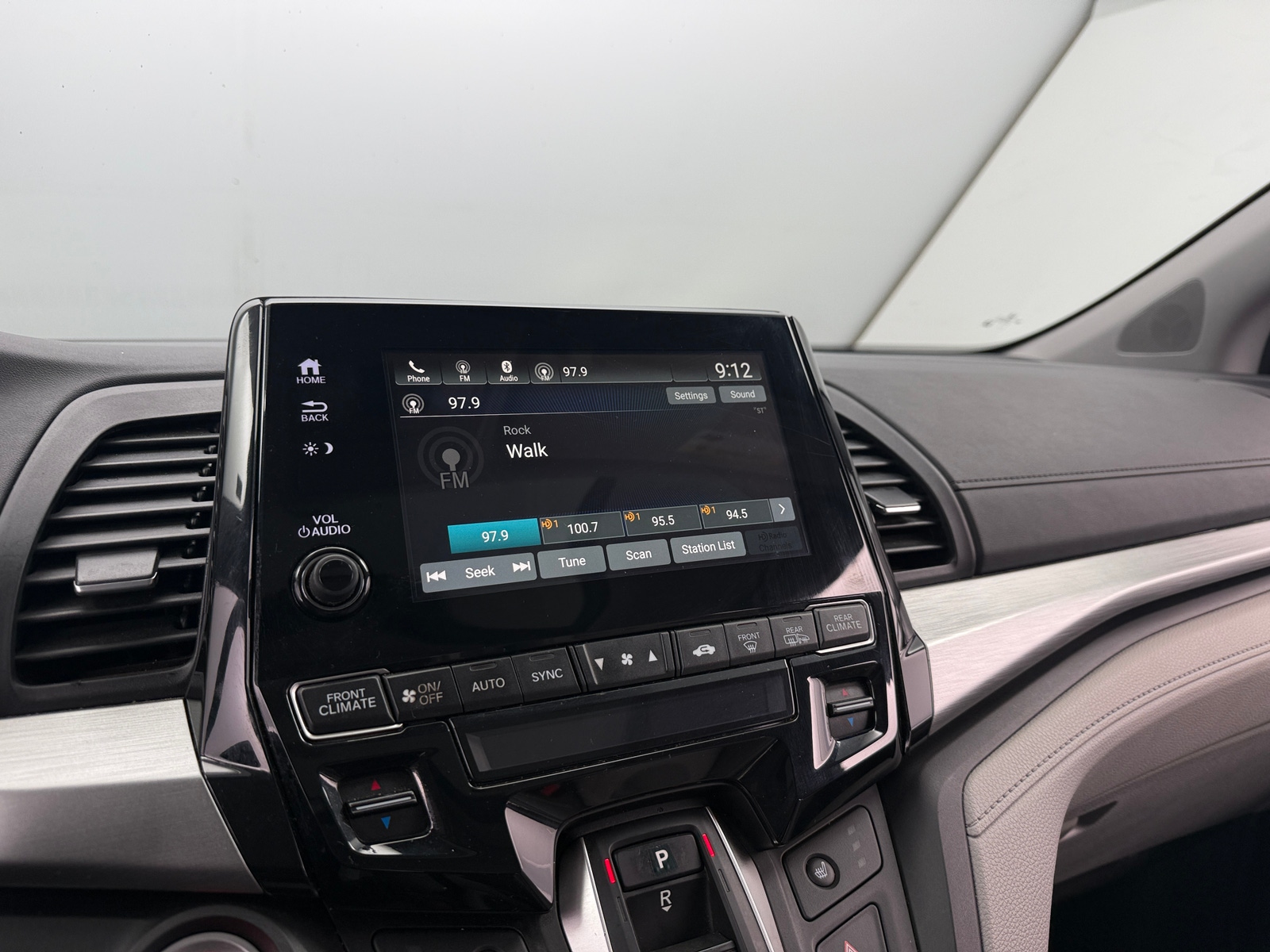 Thumbnail: 2019 Honda Odyssey - 3