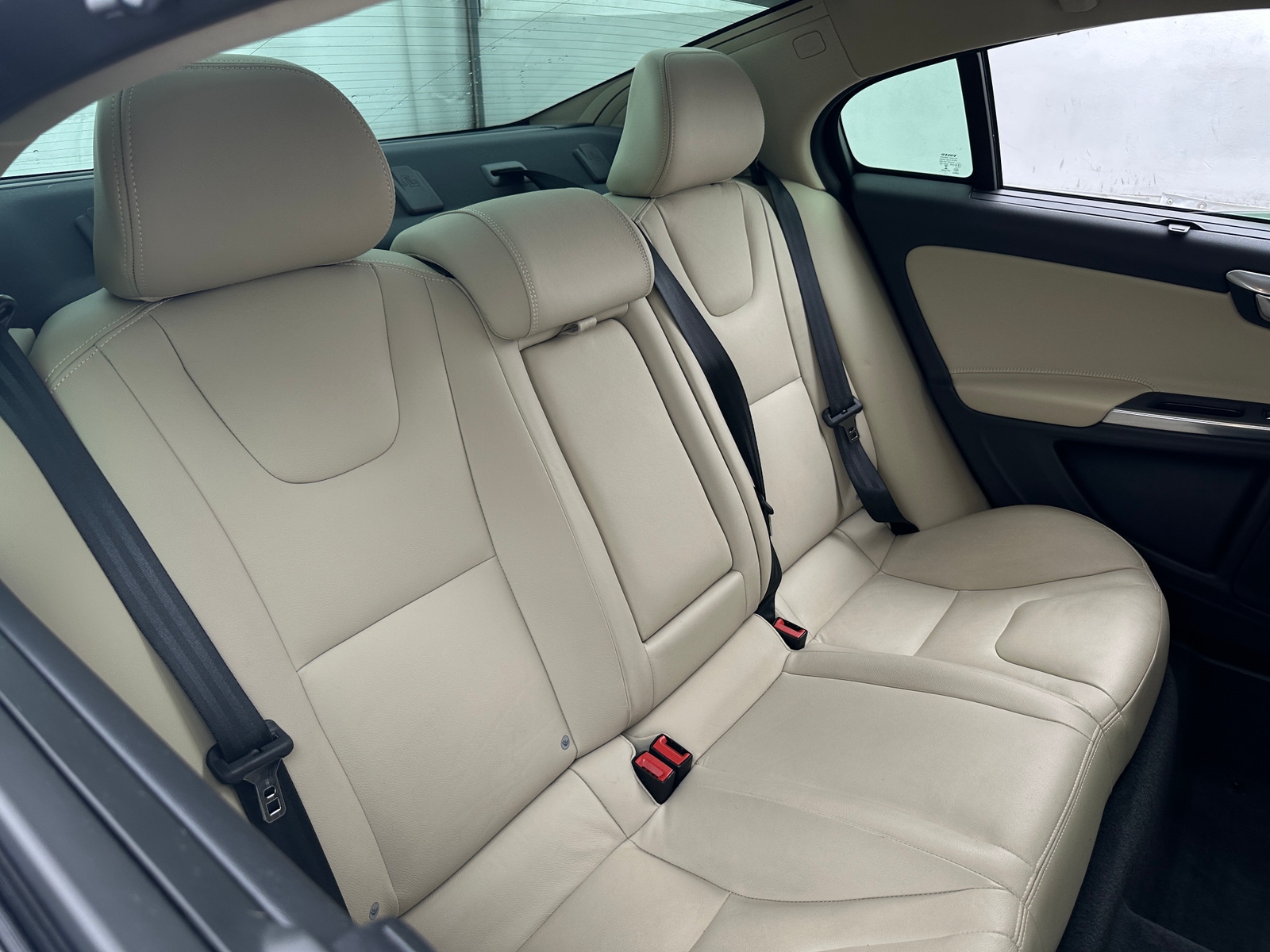 Thumbnail: 2018 Volvo S60 - 5