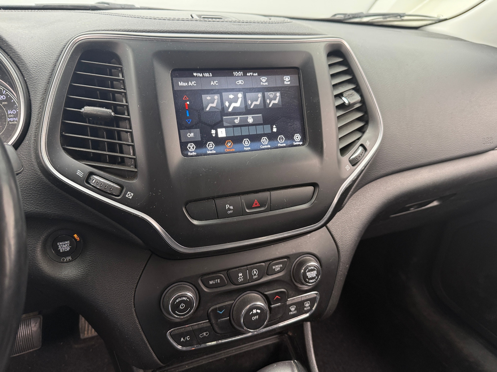 Thumbnail: 2019 Jeep Cherokee - 4