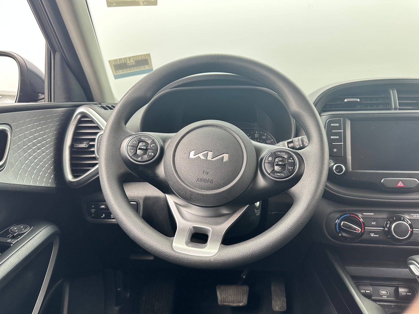 Thumbnail: 2022 Kia Soul - 5