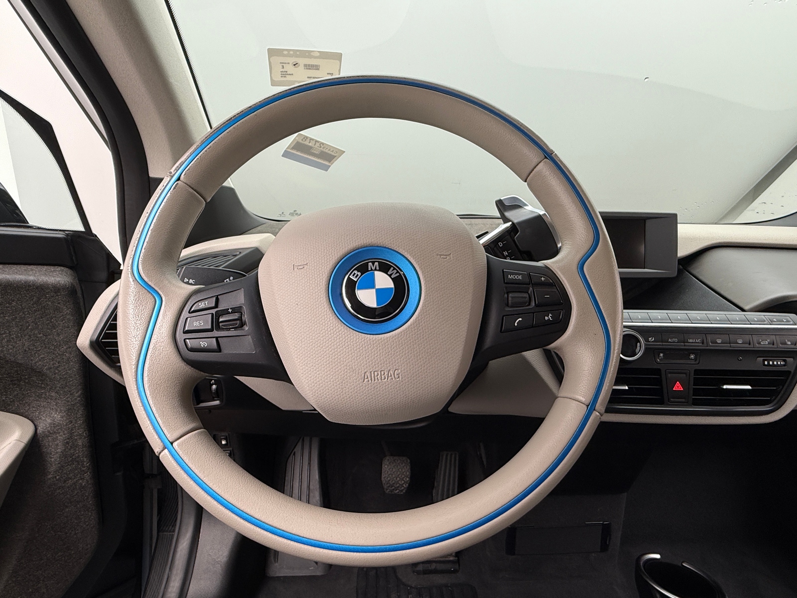 Thumbnail: 2016 BMW i3 - 5