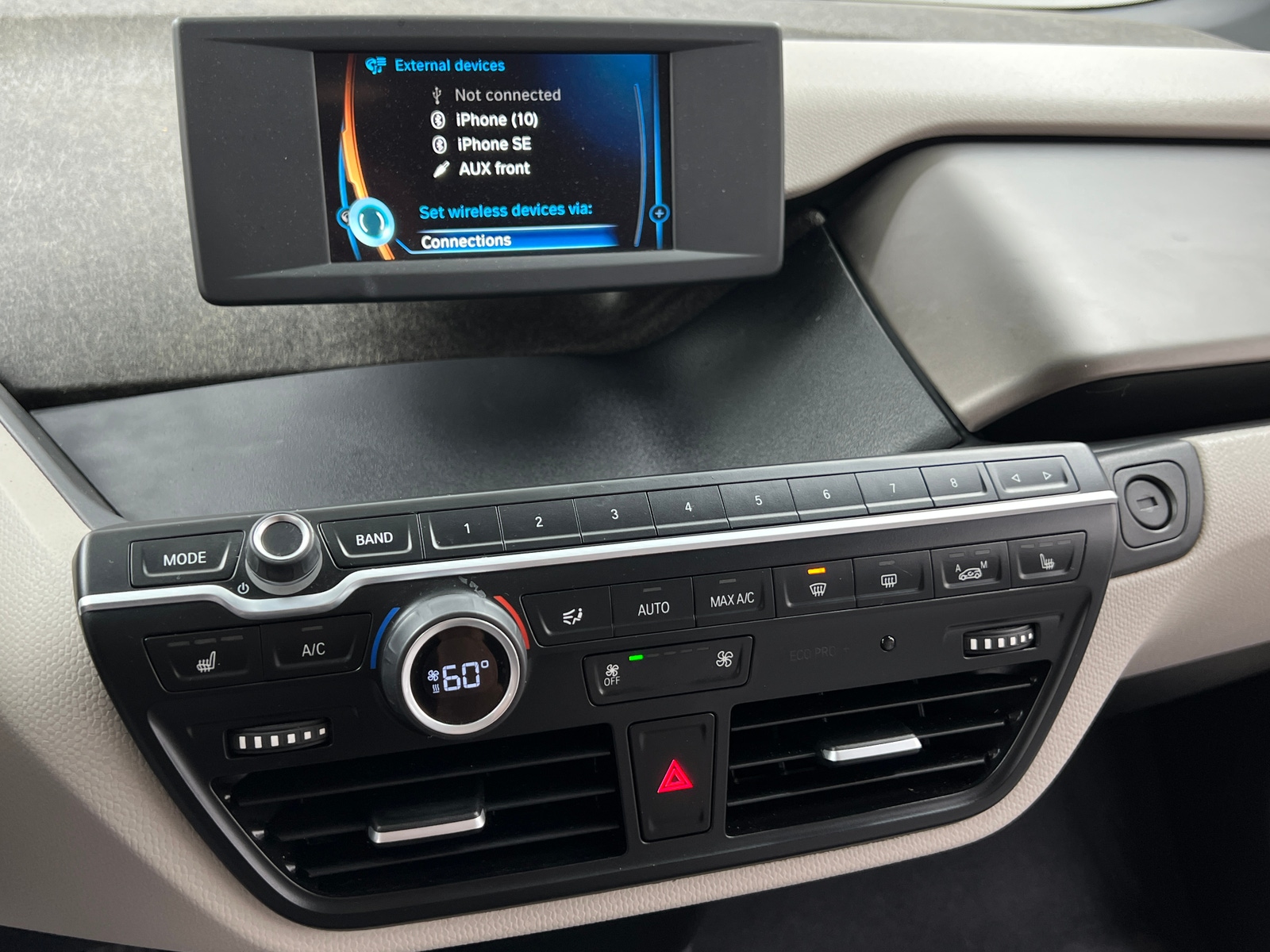 Thumbnail: 2016 BMW i3 - 4