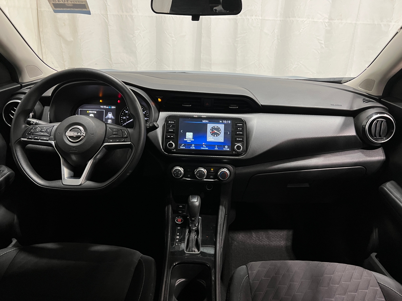 Thumbnail: 2024 Nissan Kicks - 3