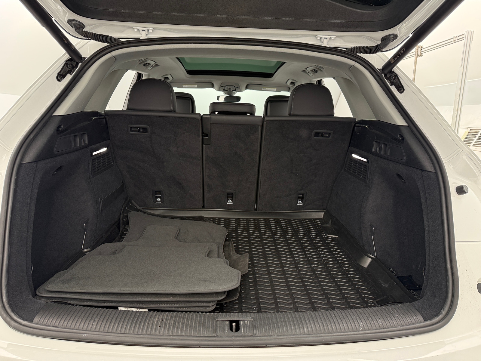 Thumbnail: 2021 Audi Q5 - 6