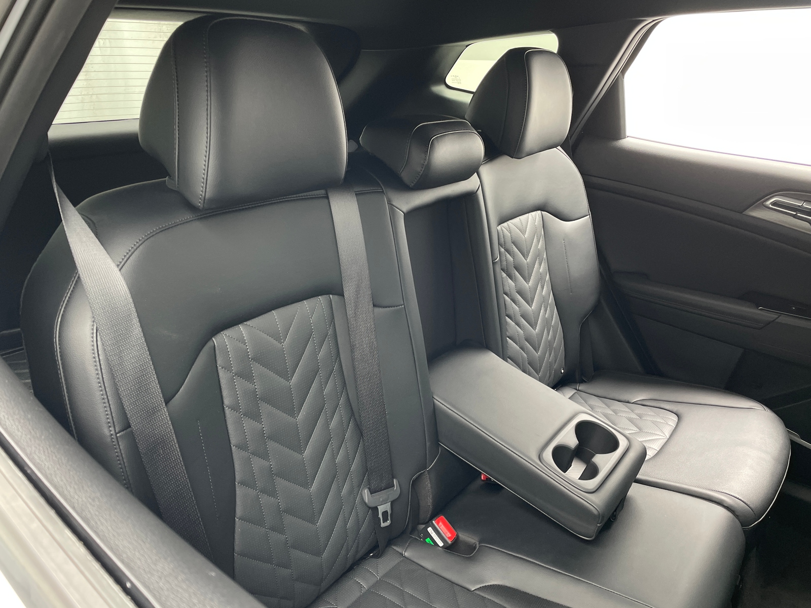 Thumbnail: 2023 Kia Sportage - 5