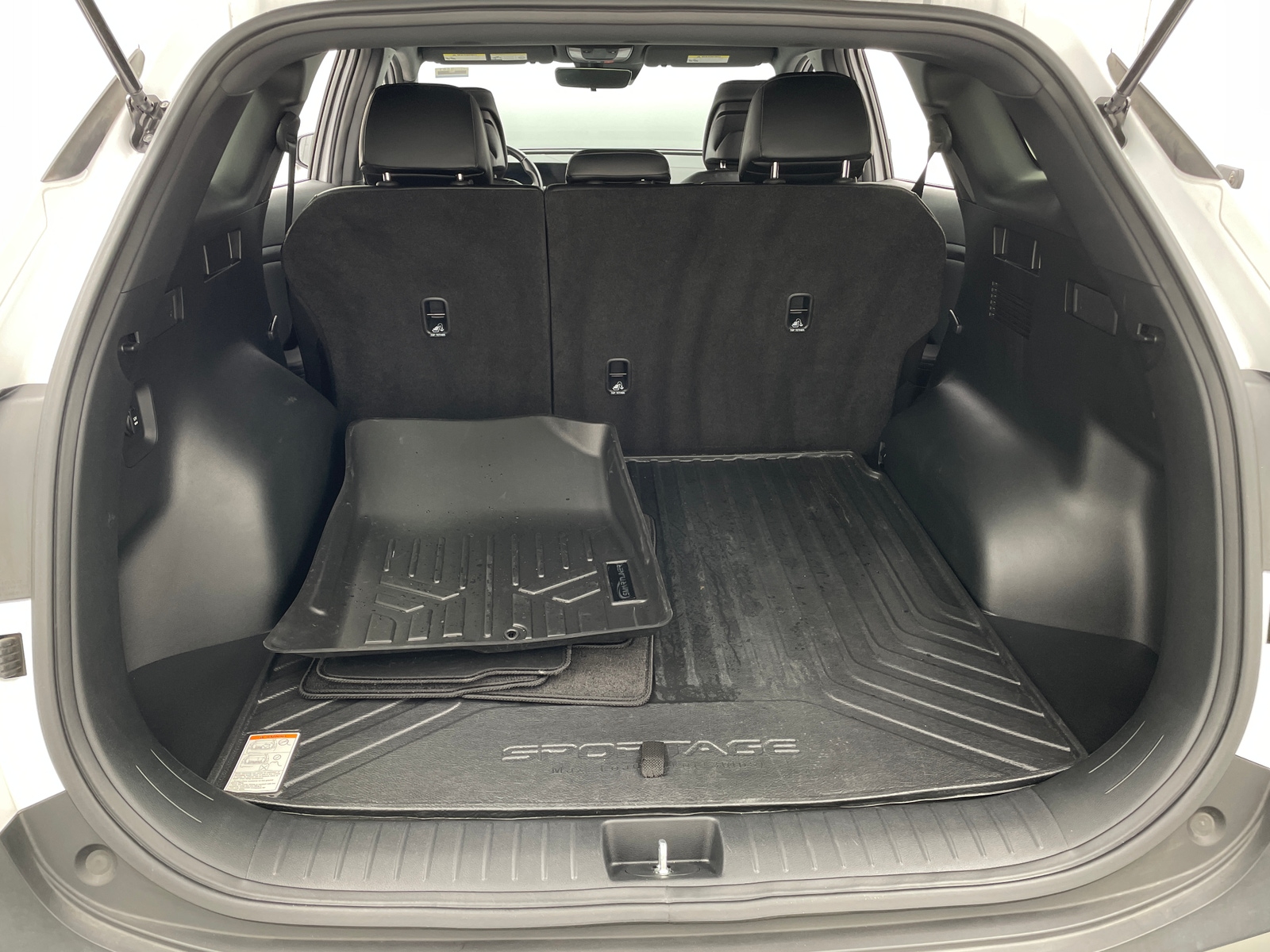 Thumbnail: 2023 Kia Sportage - 6