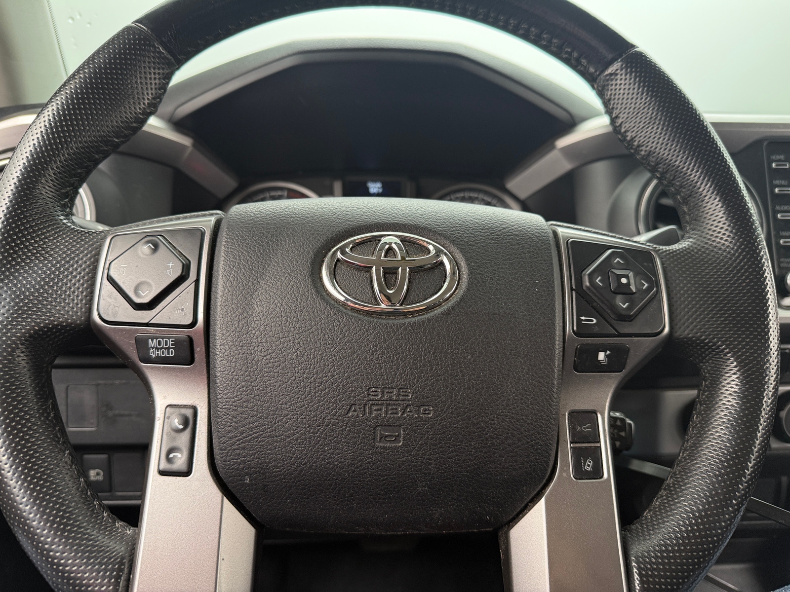 Thumbnail: 2022 Toyota Tacoma - 5