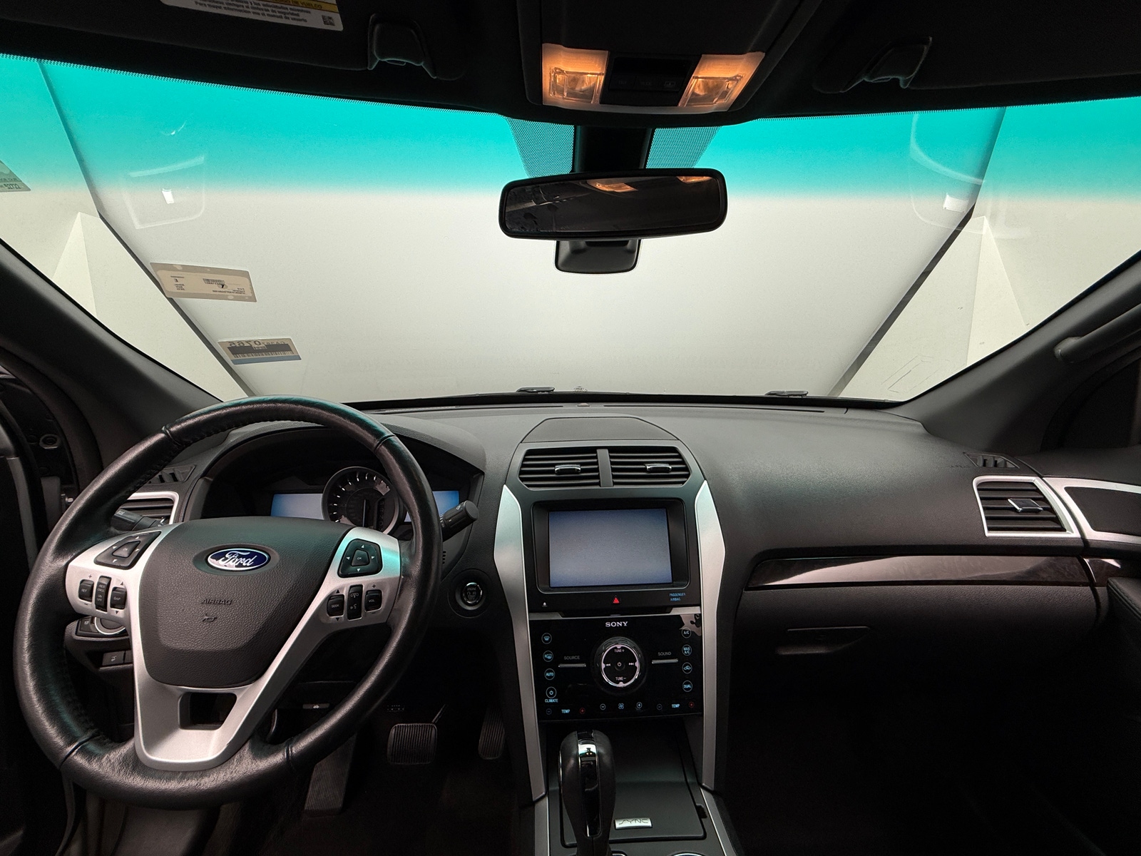 Thumbnail: 2015 Ford Explorer - 2