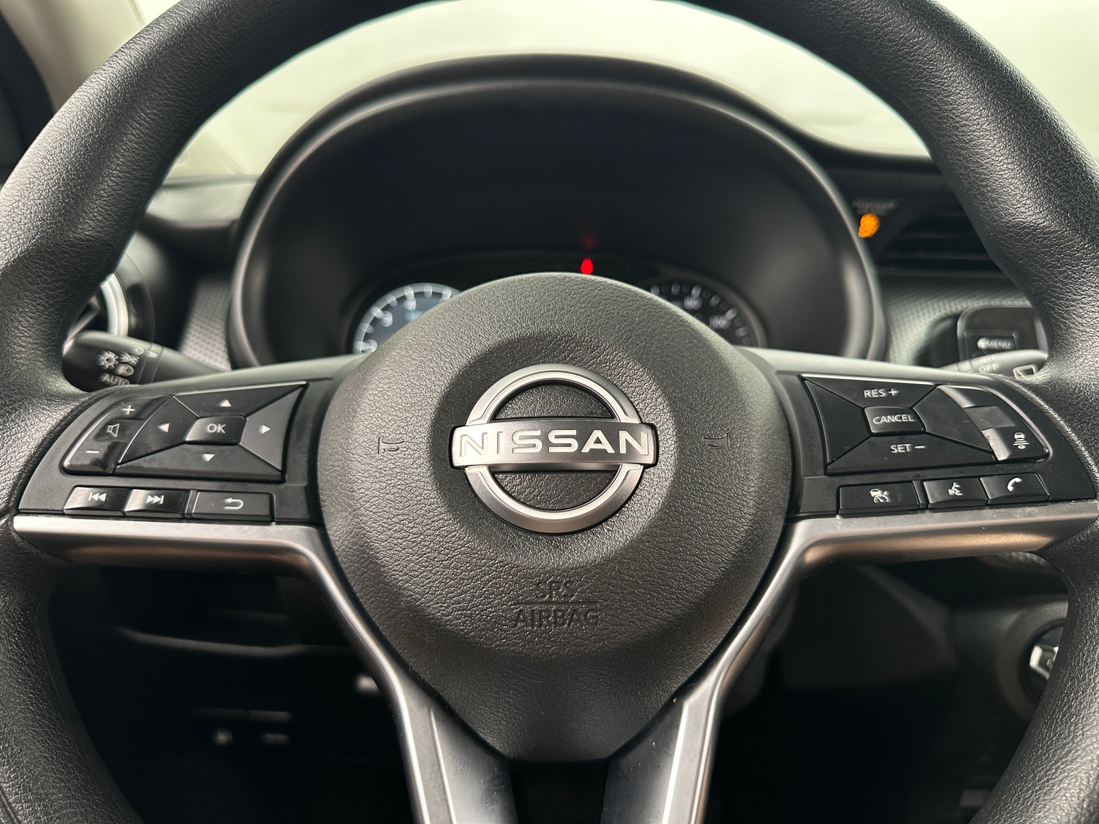 Thumbnail: 2024 Nissan Kicks - 5