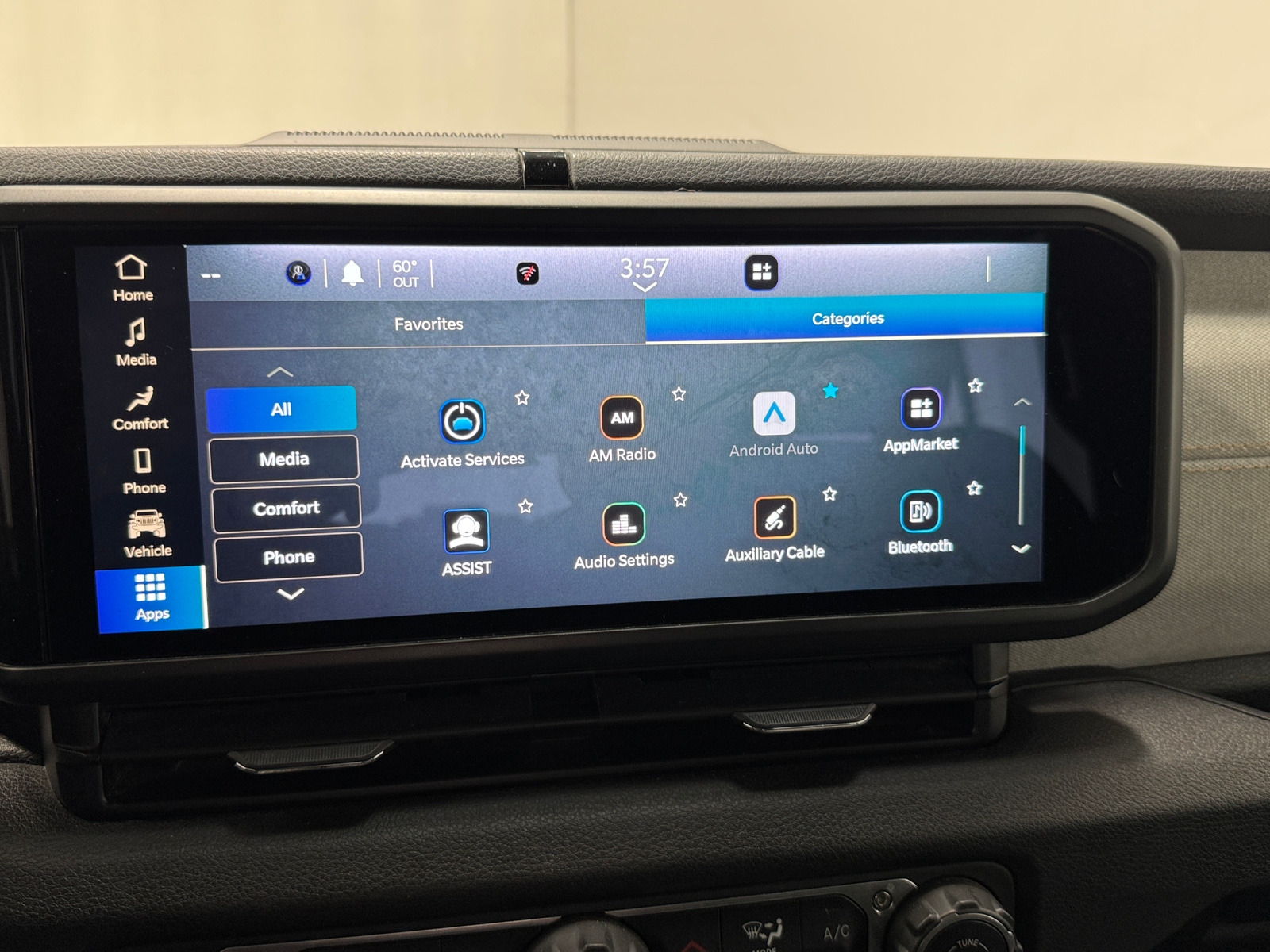 Thumbnail: 2024 Jeep Wrangler - 4