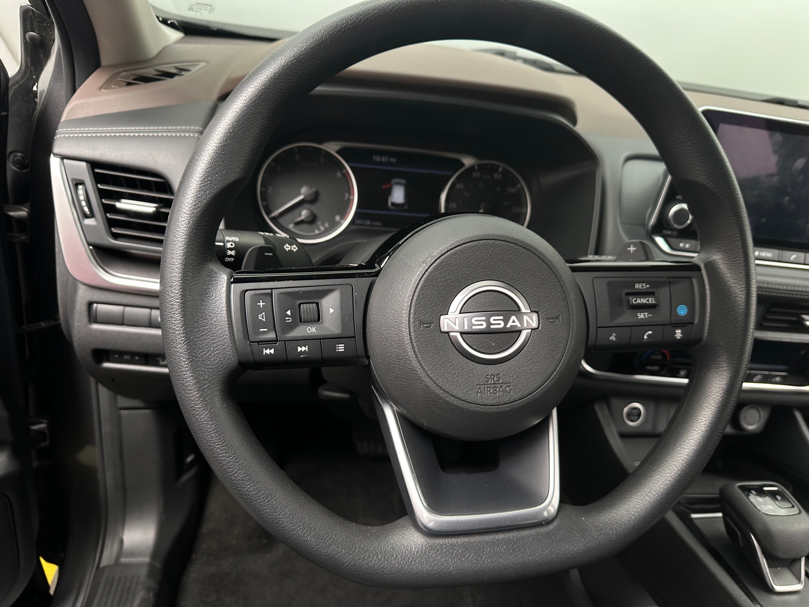 Thumbnail: 2023 Nissan Rogue - 5