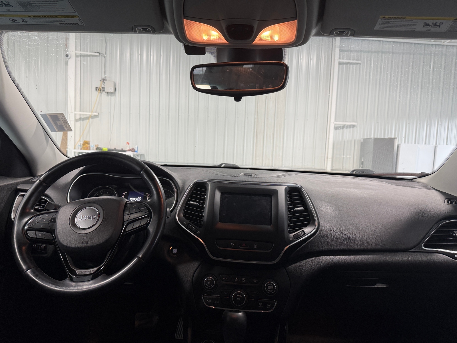 Thumbnail: 2021 Jeep Cherokee - 3