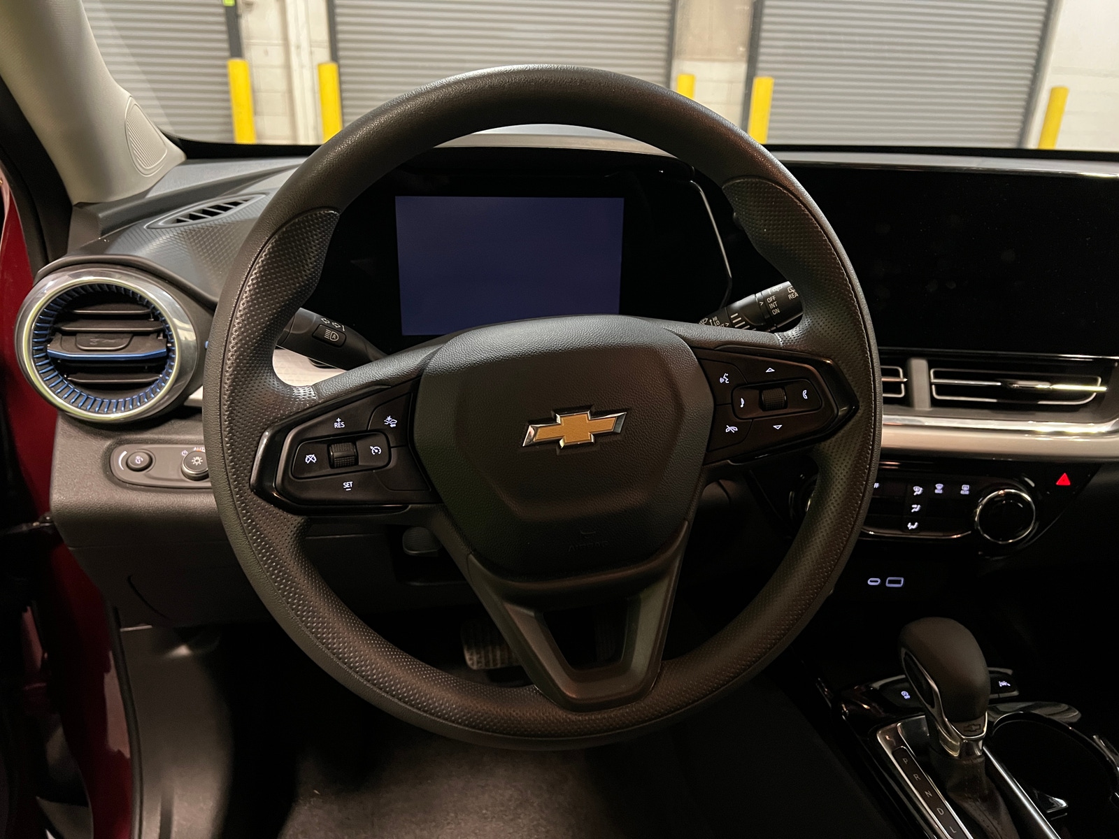 Thumbnail: 2025 Chevrolet Trax - 5