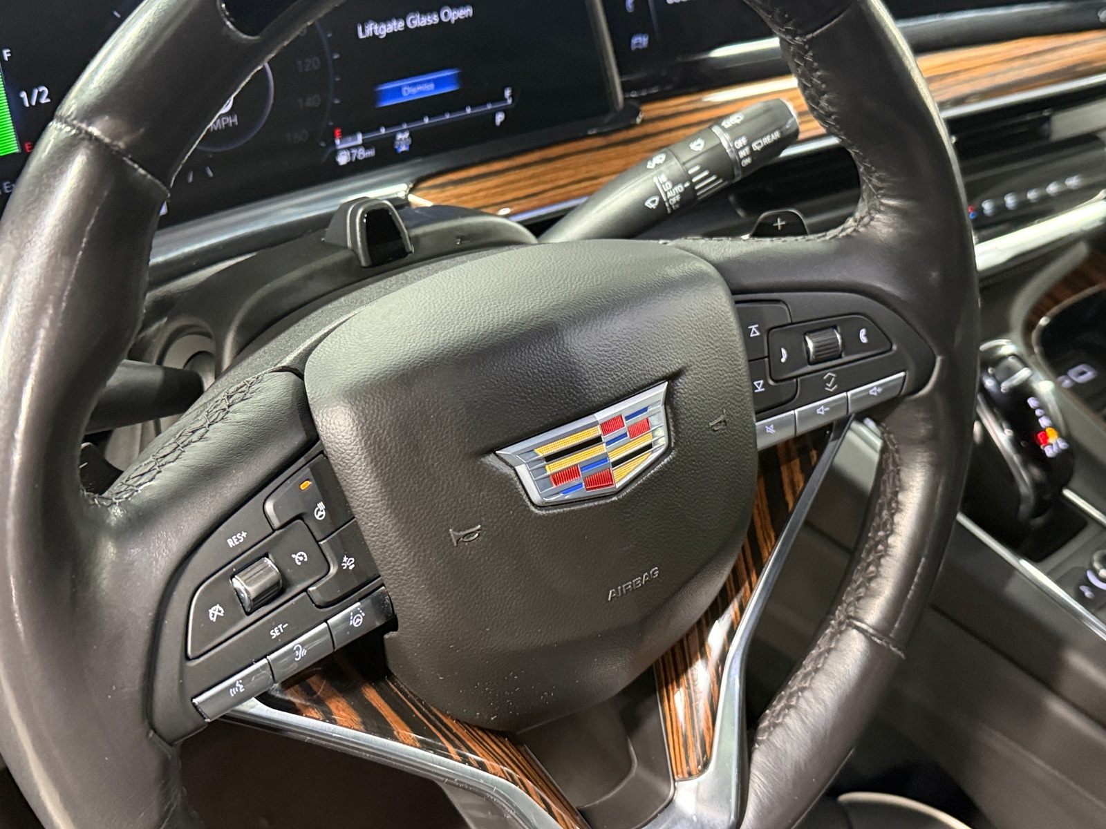 Thumbnail: 2024 Cadillac Escalade - 4