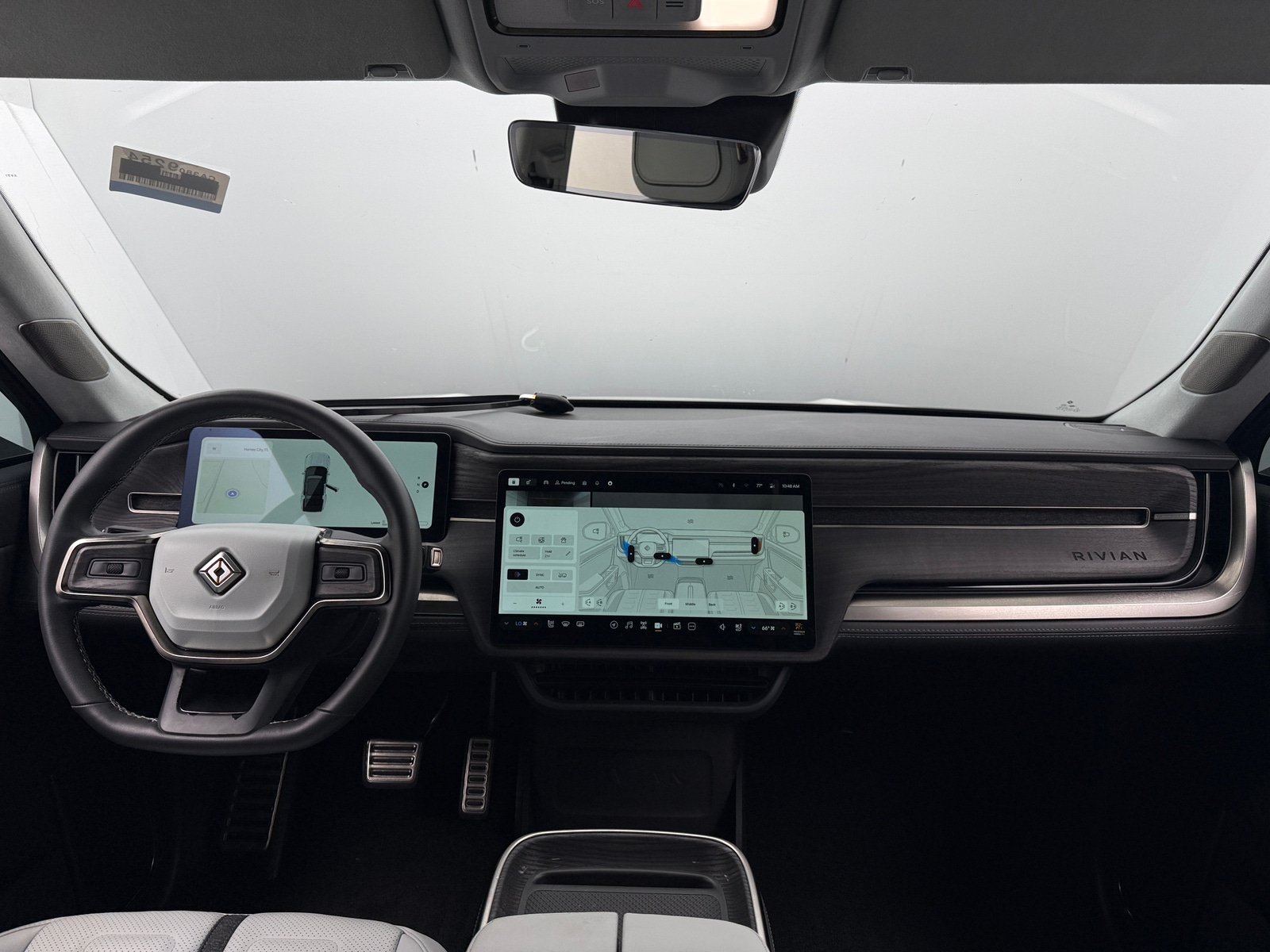 Thumbnail: 2023 Rivian R1S - 2