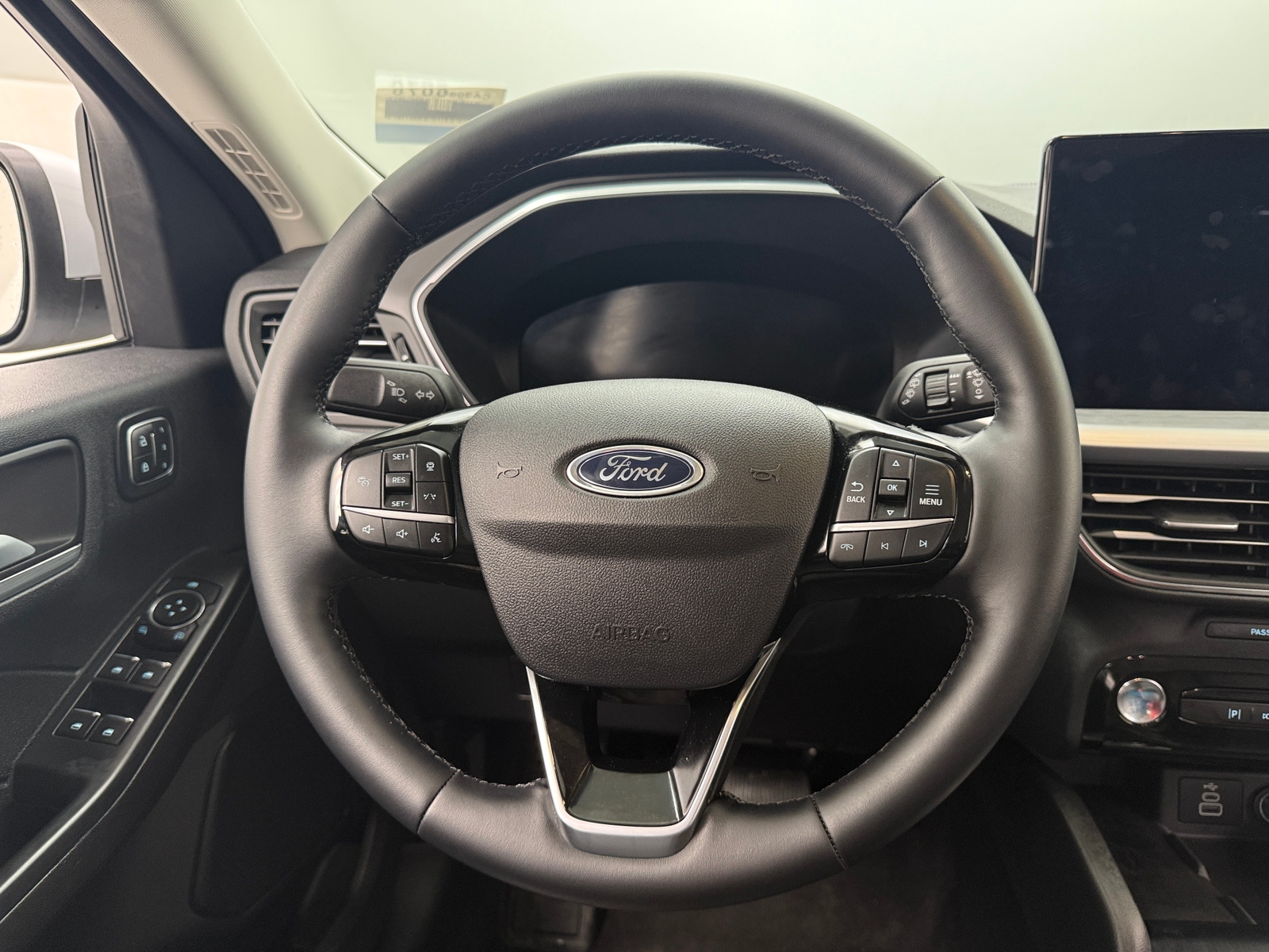 Thumbnail: 2025 Ford Escape - 4