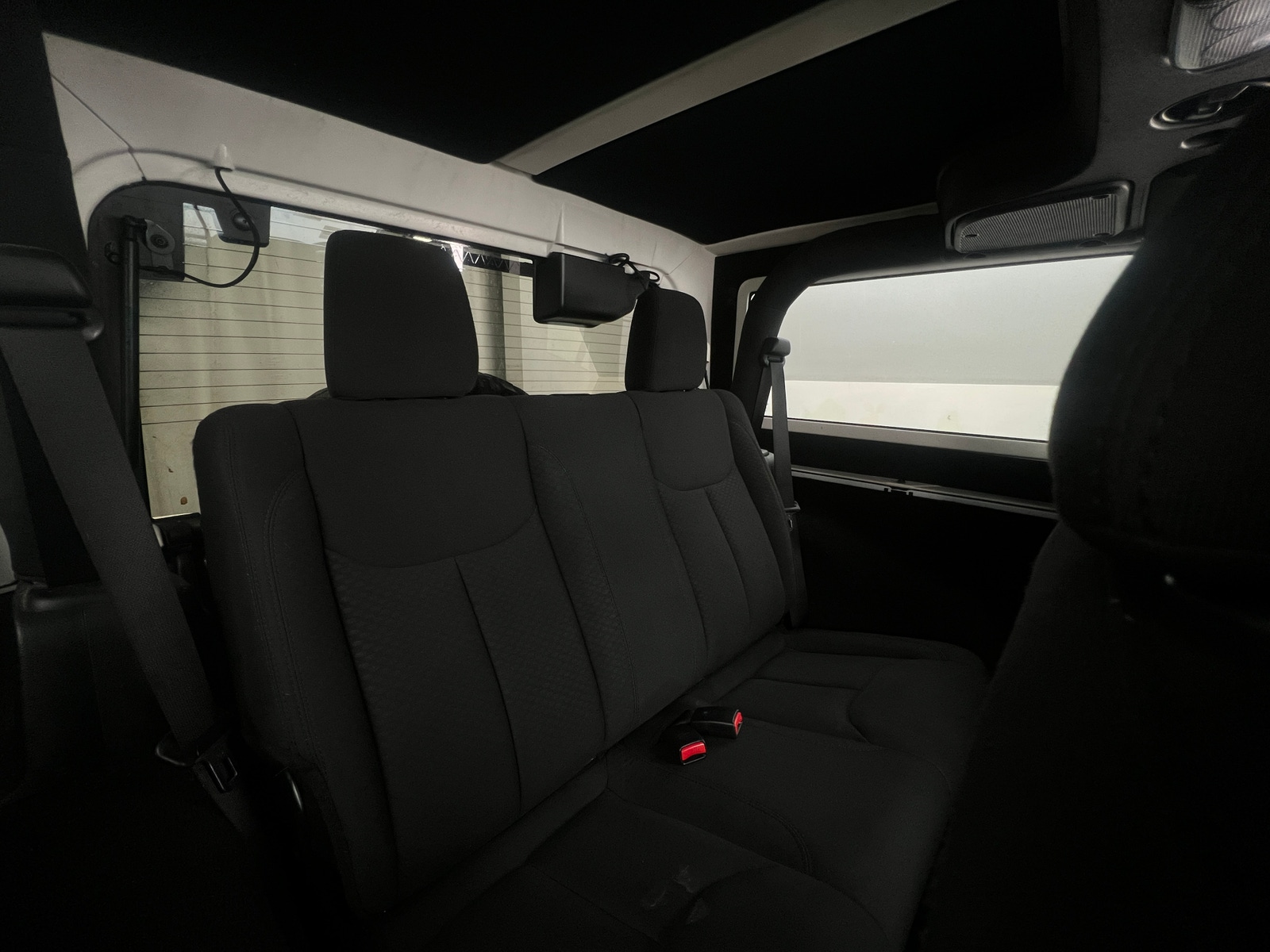 Thumbnail: 2016 Jeep Wrangler - 6