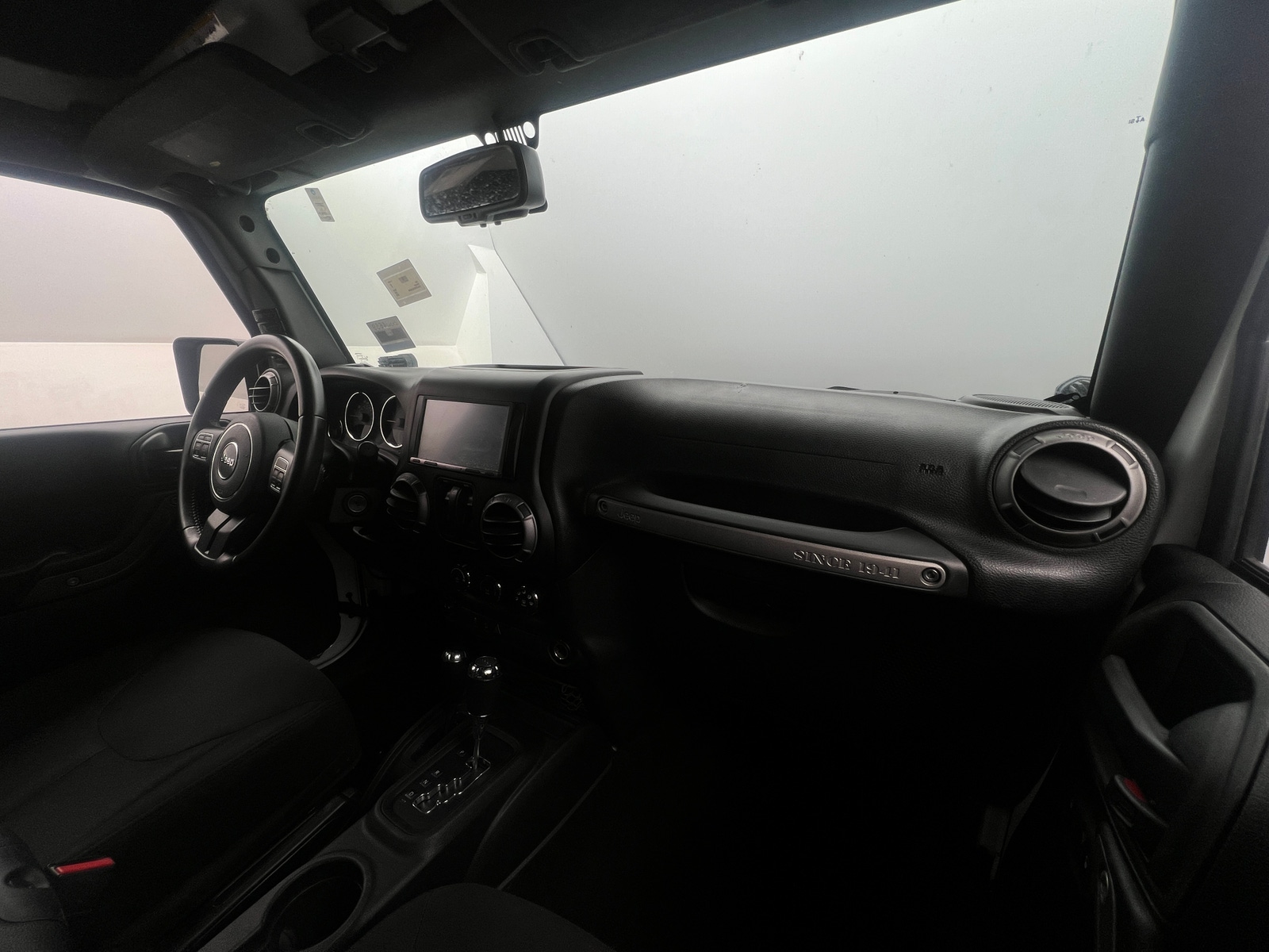 Thumbnail: 2016 Jeep Wrangler - 3