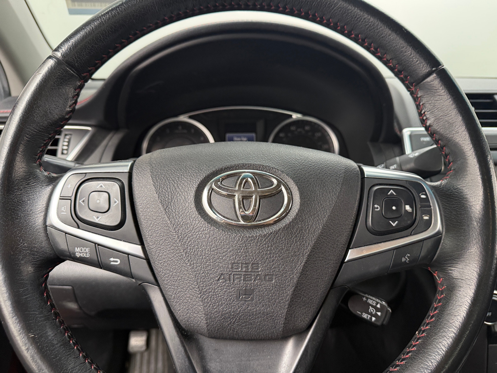 Thumbnail: 2015 Toyota Camry - 5