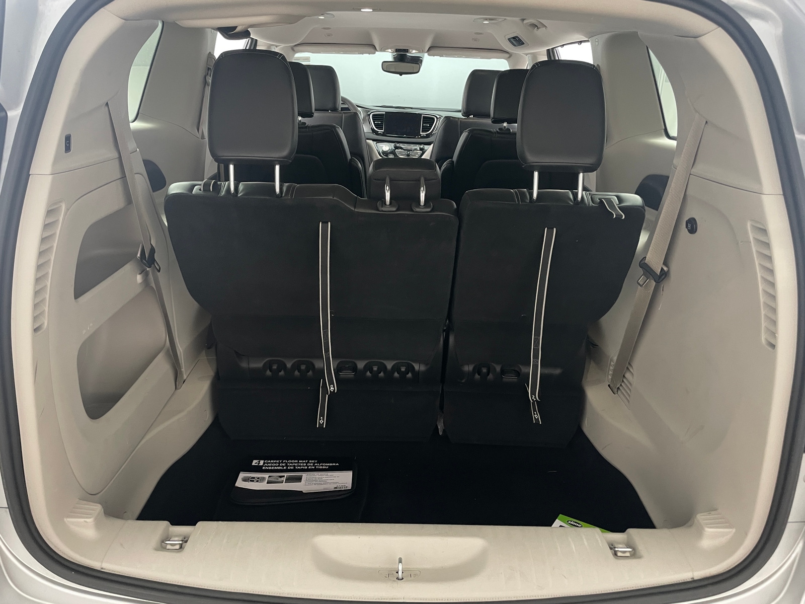 Thumbnail: 2024 Chrysler Pacifica - 6