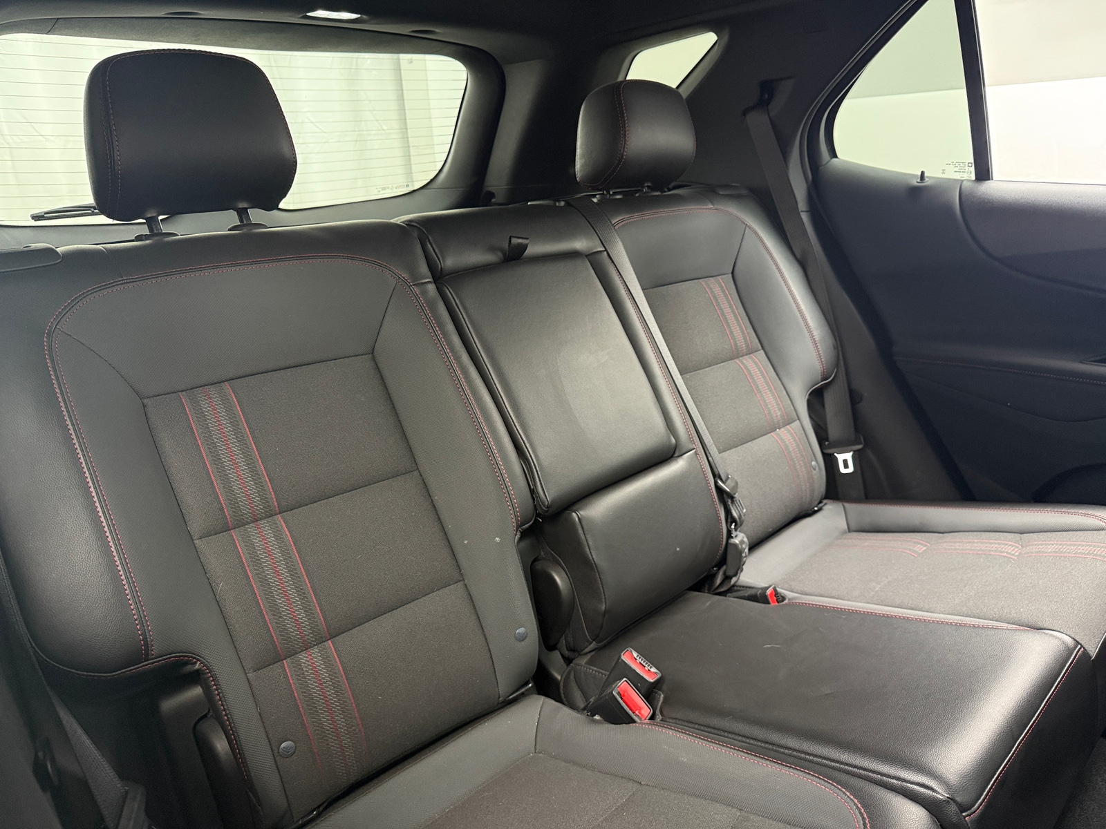 Thumbnail: 2022 Chevrolet Equinox - 6