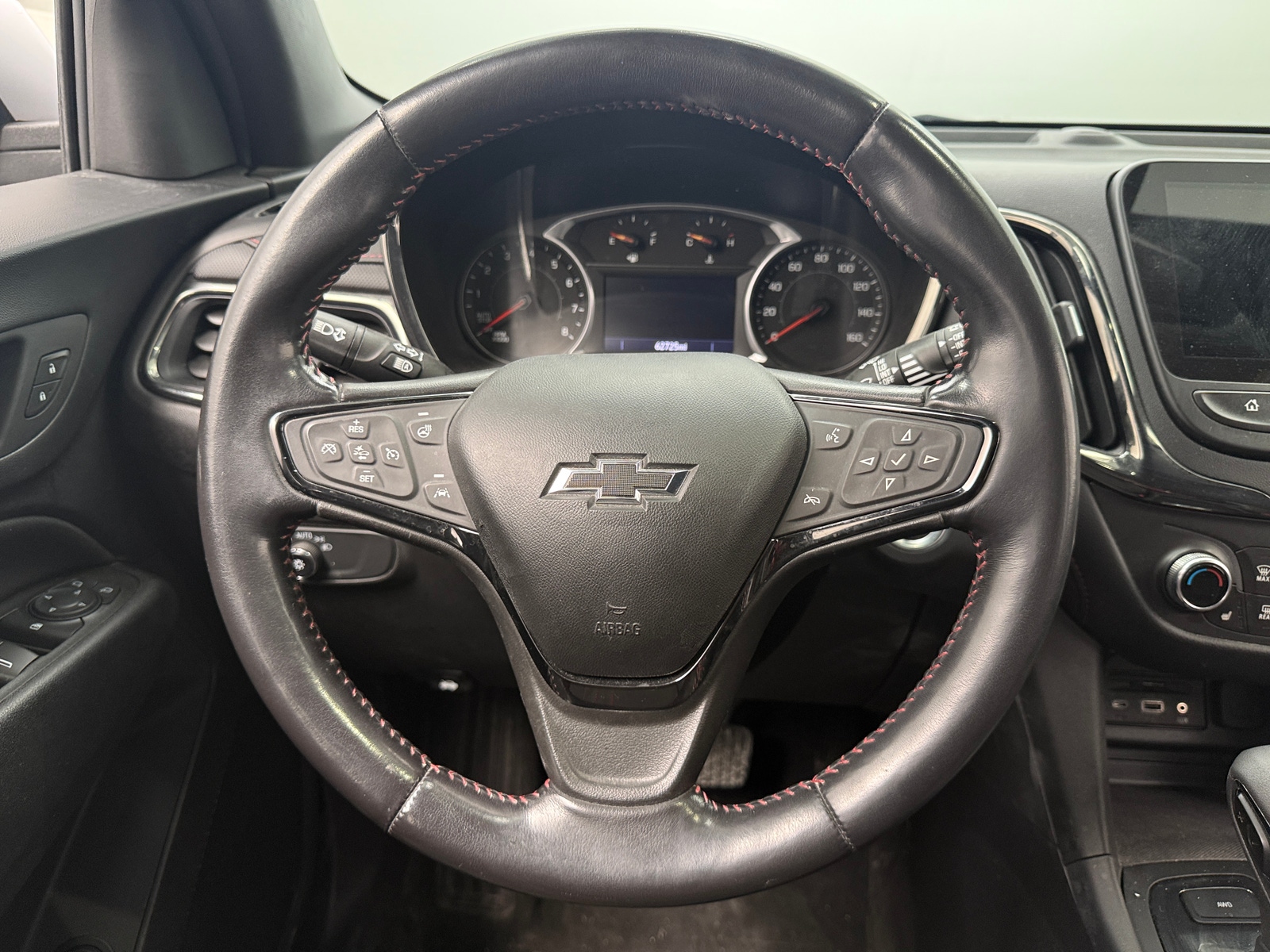 Thumbnail: 2022 Chevrolet Equinox - 5