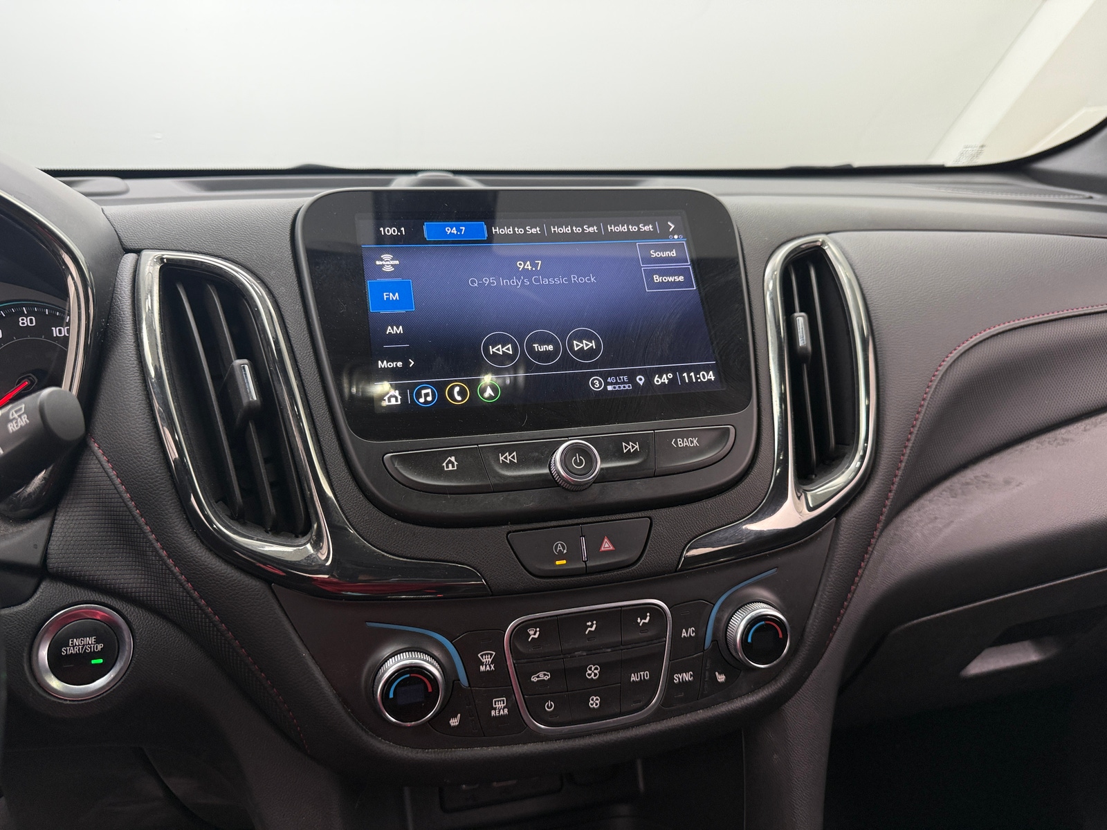 Thumbnail: 2022 Chevrolet Equinox - 4