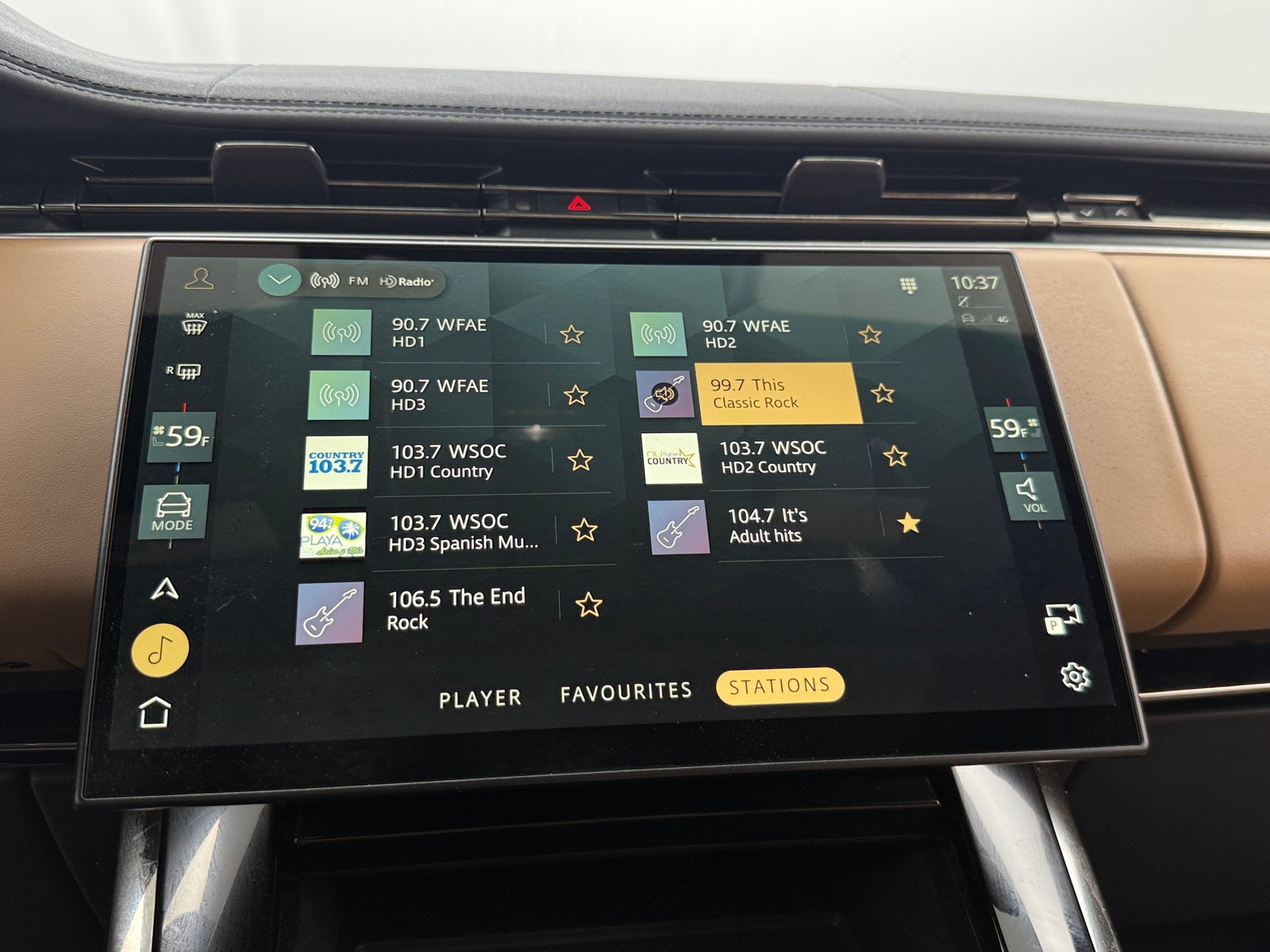 Thumbnail: 2024 Land Rover Range Rover Sport - 3