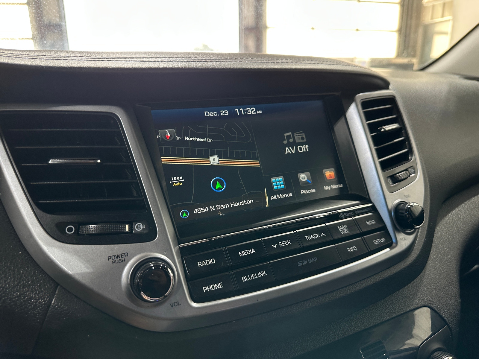 Thumbnail: 2016 Hyundai Tucson - 3