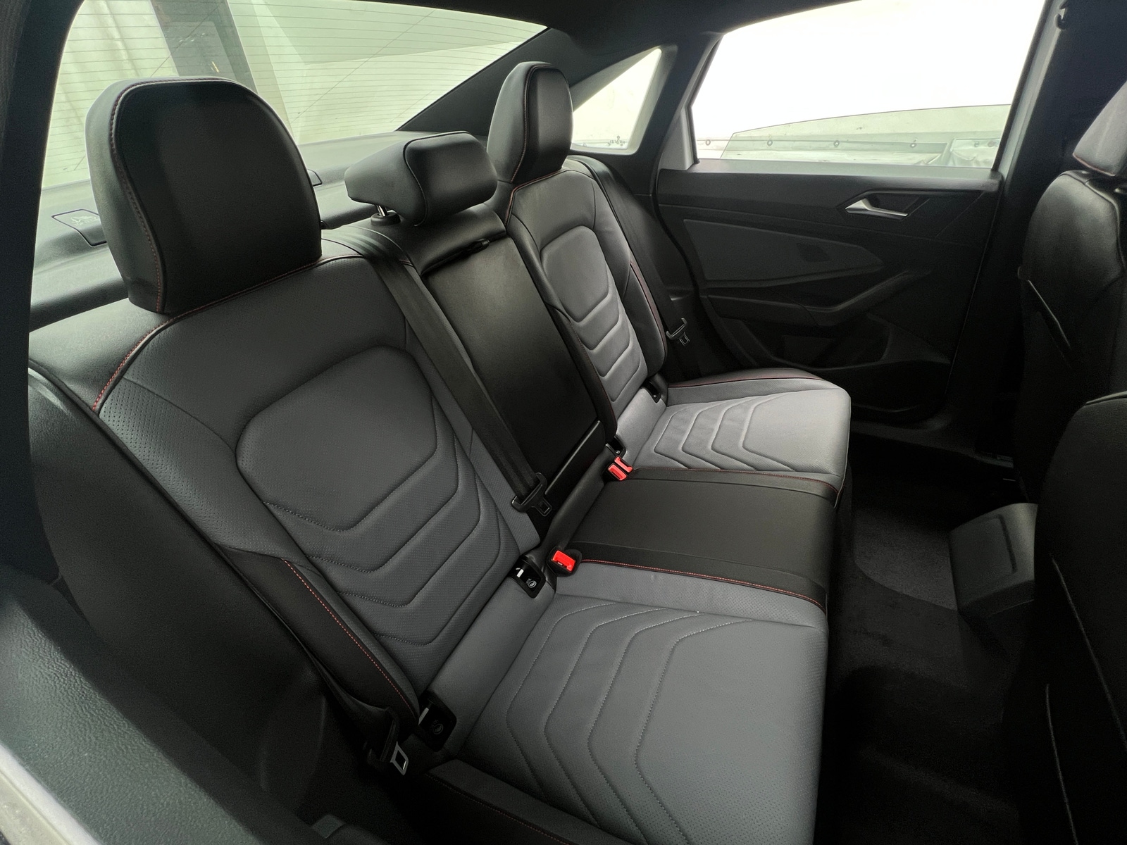 Thumbnail: 2025 Volkswagen Jetta - 5