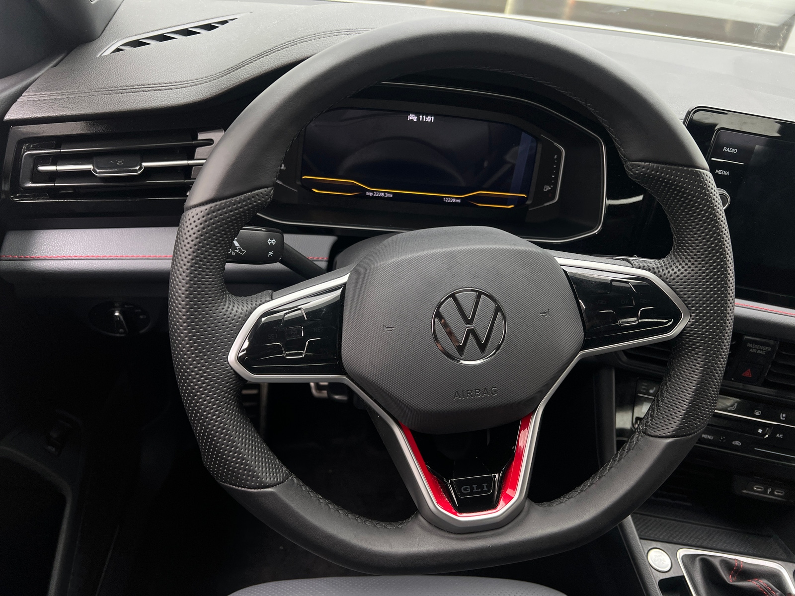 Thumbnail: 2025 Volkswagen Jetta - 4