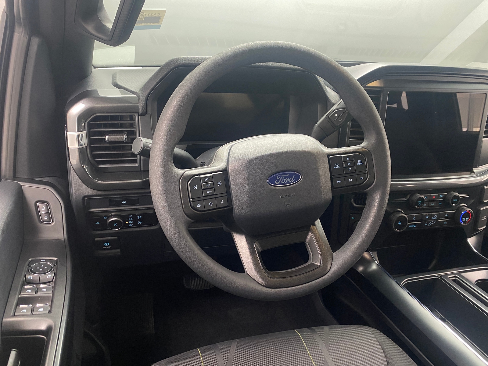 Thumbnail: 2025 Ford Econoline - 5