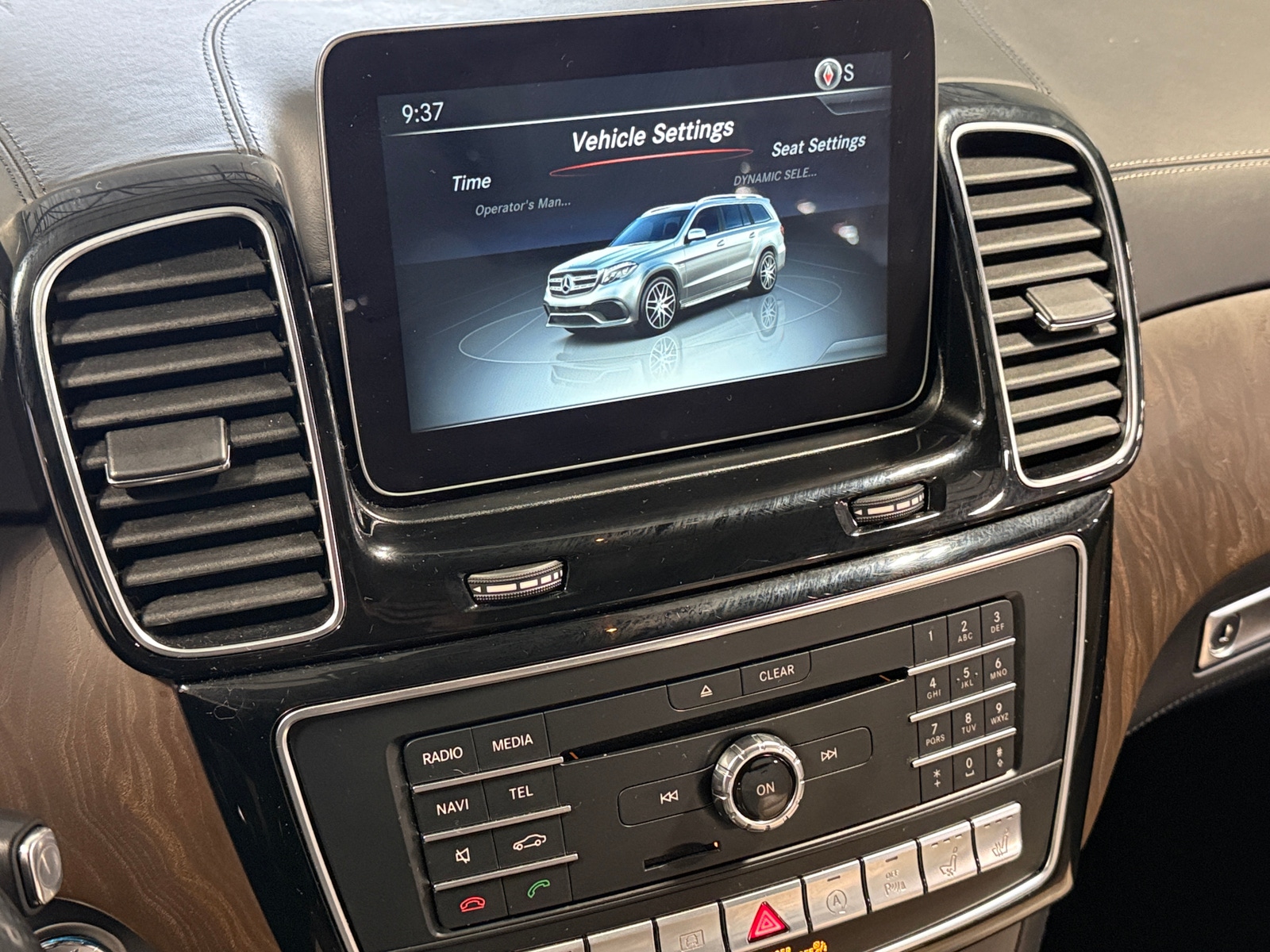 Thumbnail: 2017 Mercedes-Benz GLS - 3