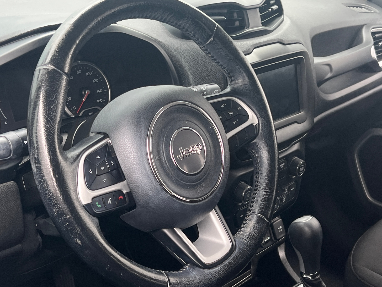 Thumbnail: 2020 Jeep Renegade - 5