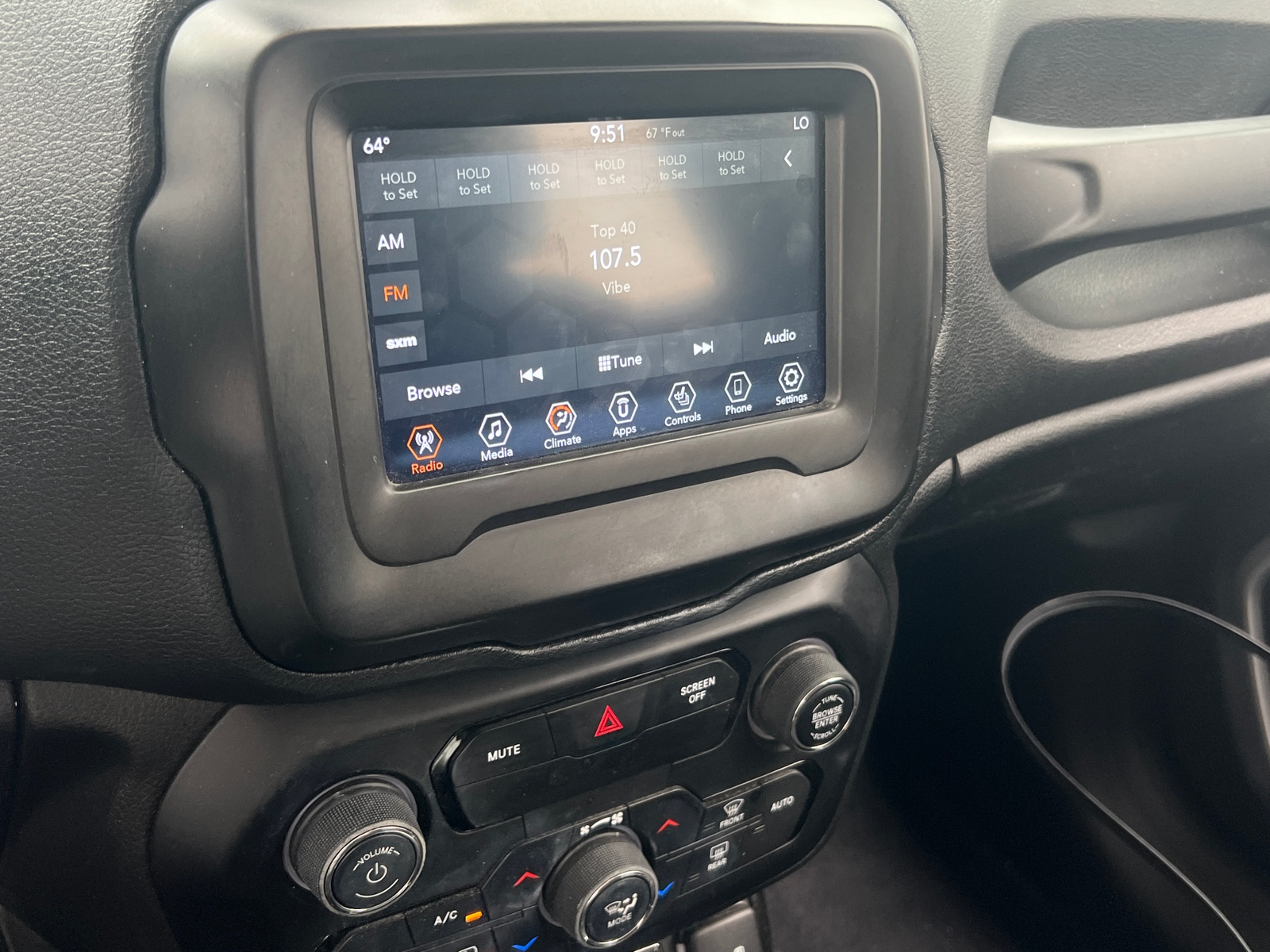 Thumbnail: 2020 Jeep Renegade - 4