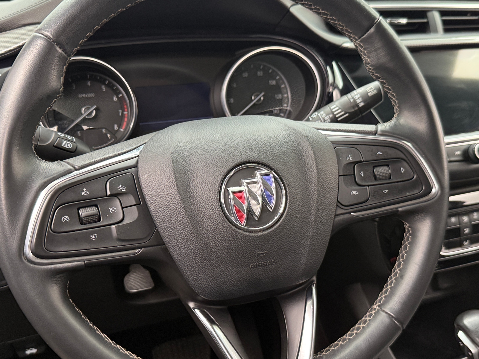 Thumbnail: 2022 Buick Encore GX - 5